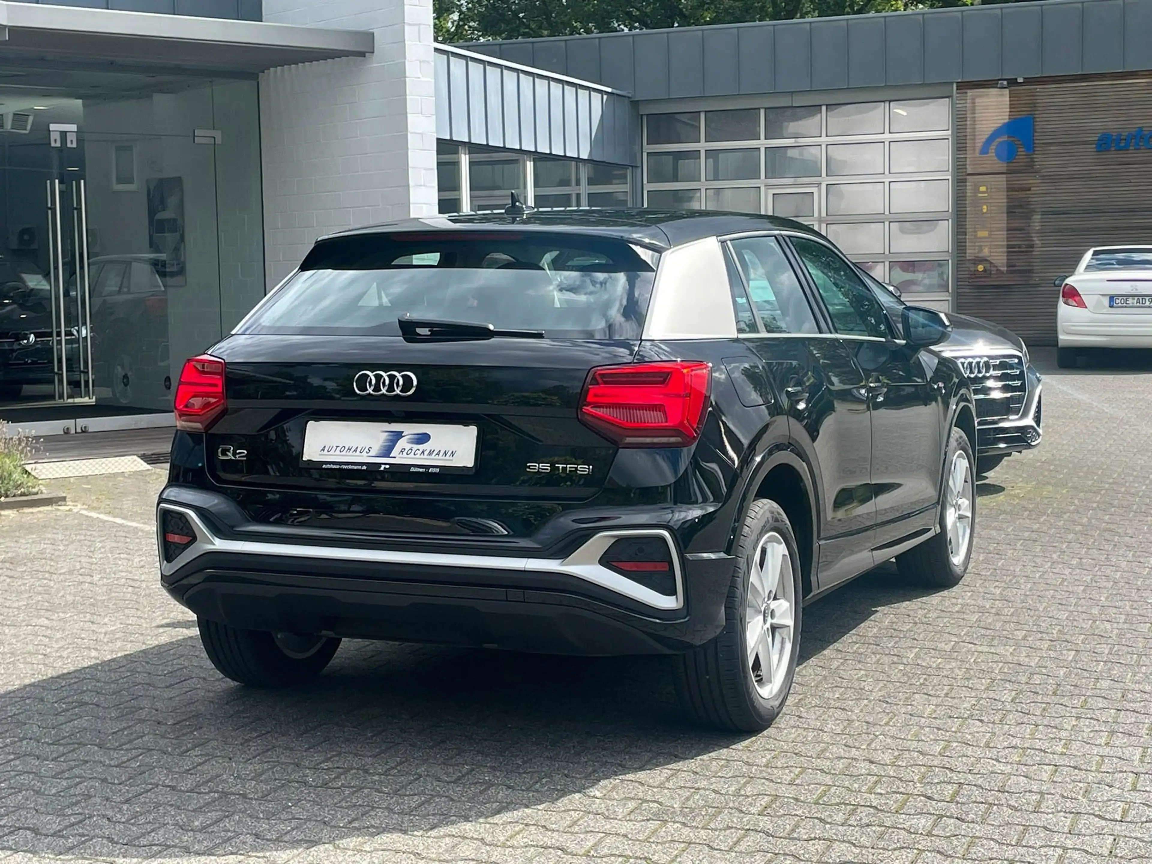 Audi Q2 35 TFSI S line Aut. CarPlay Kamera el.Heckk Matr — photo 7