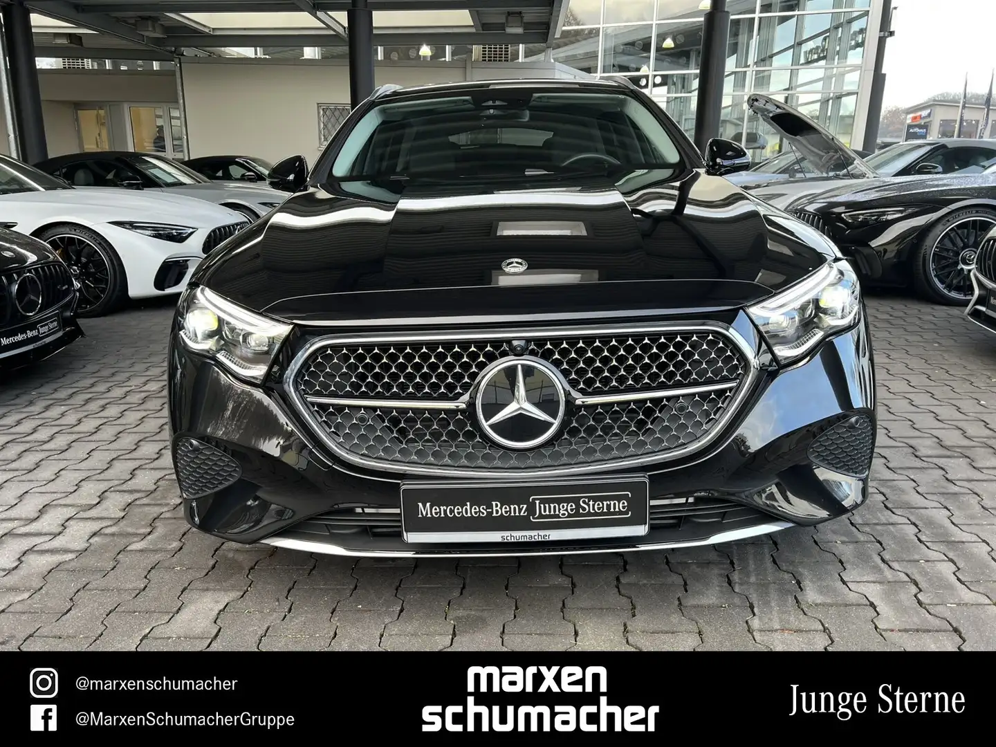 Mercedes-Benz E 300 E 300 e T AVANTGARDE Pano+360°+DIGITALLIG+Memory Schwarz - 2