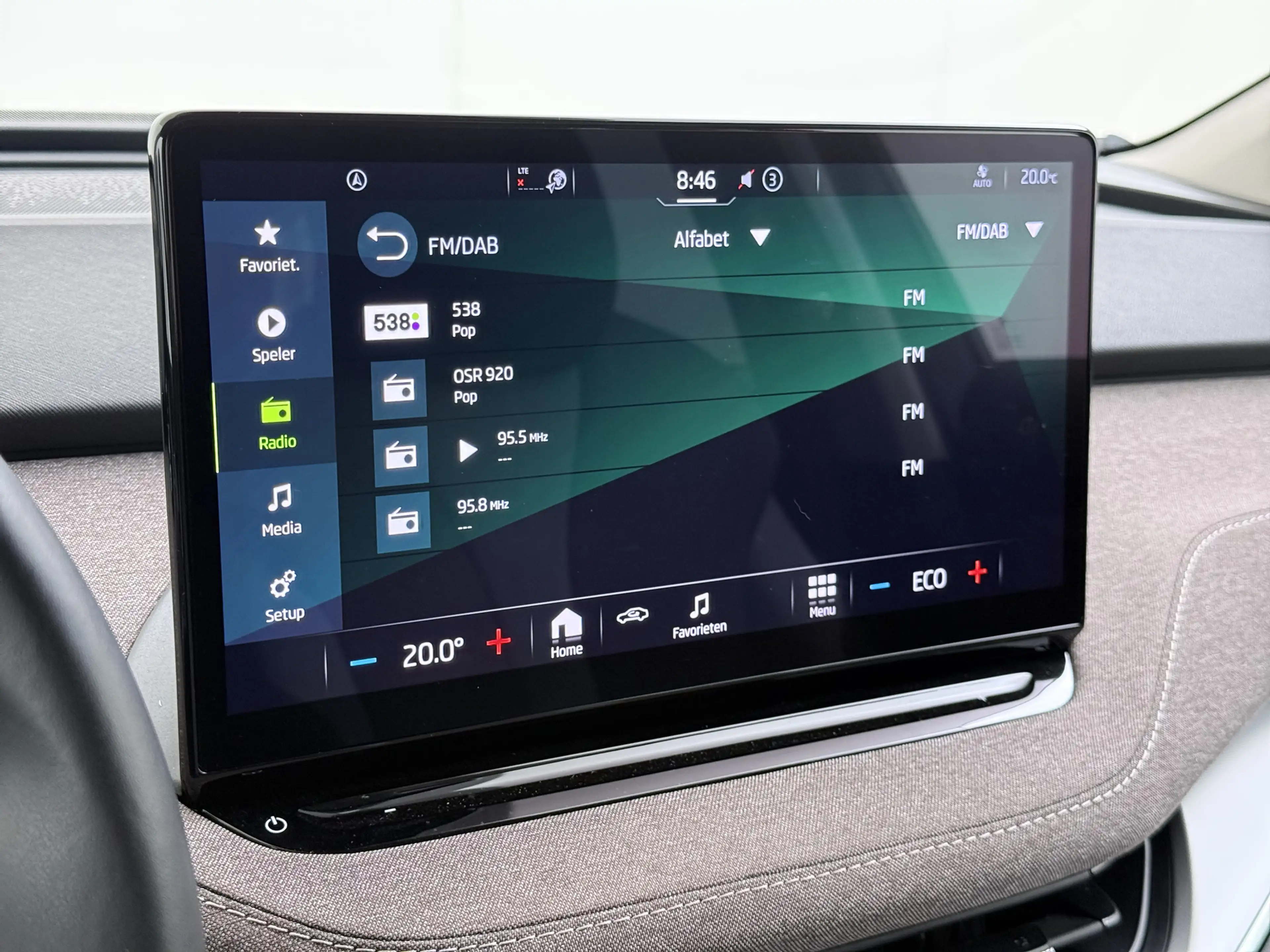 Skoda Enyaq iV 60 Trekhaak Elek.Achterklep Privacy Glas SOH 90 — photo 16