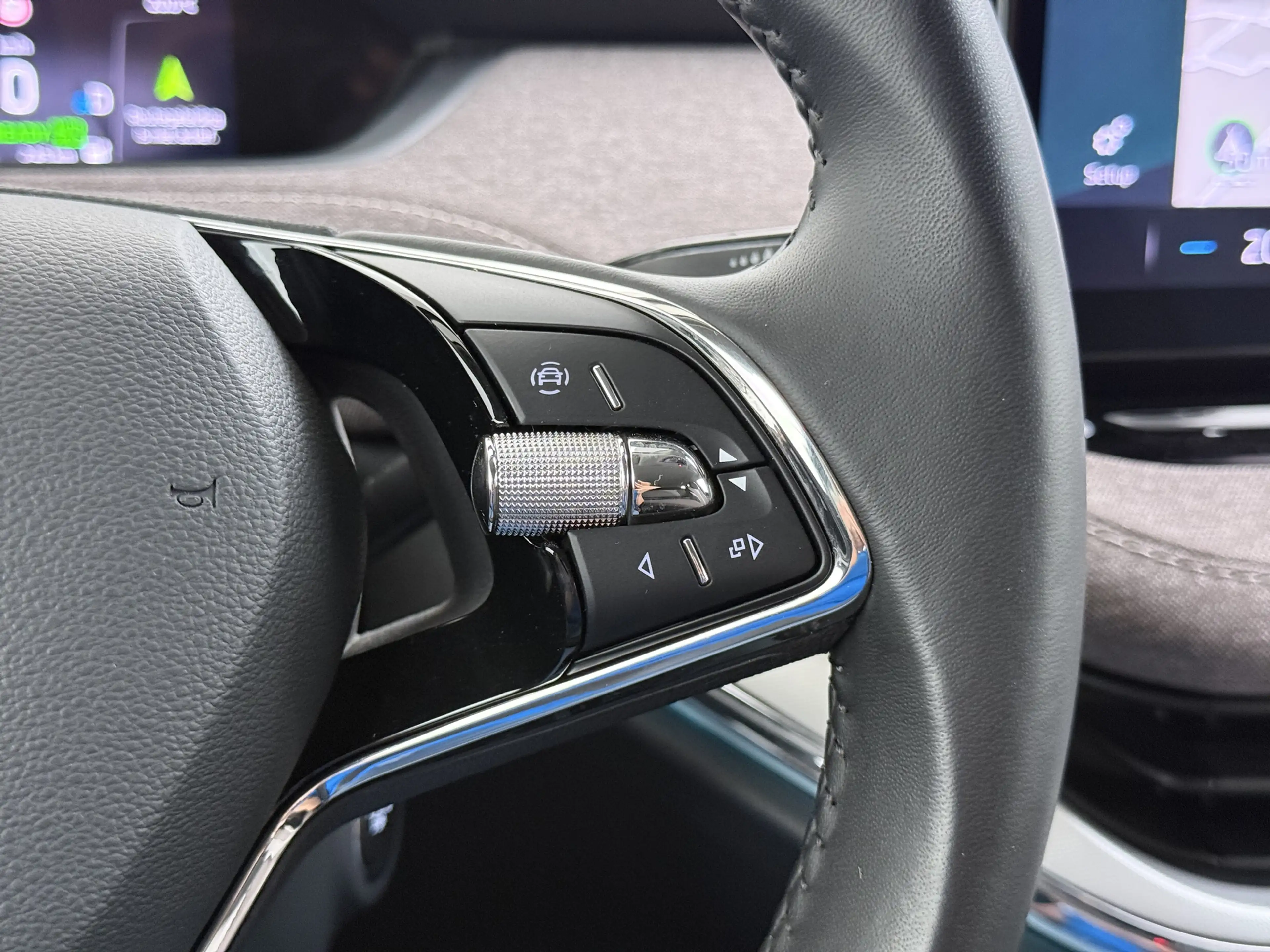 Skoda Enyaq iV 60 Trekhaak Elek.Achterklep Privacy Glas SOH 90 — photo 30
