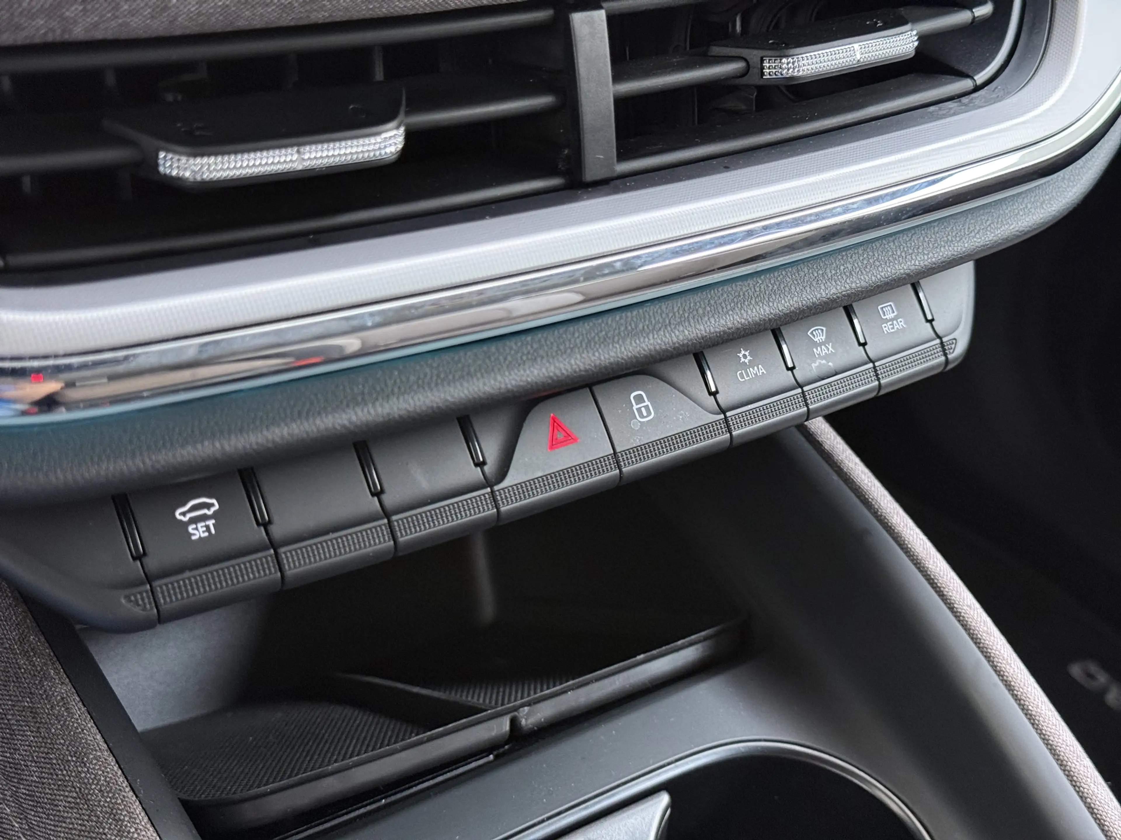 Skoda Enyaq iV 60 Trekhaak Elek.Achterklep Privacy Glas SOH 90 — photo 19