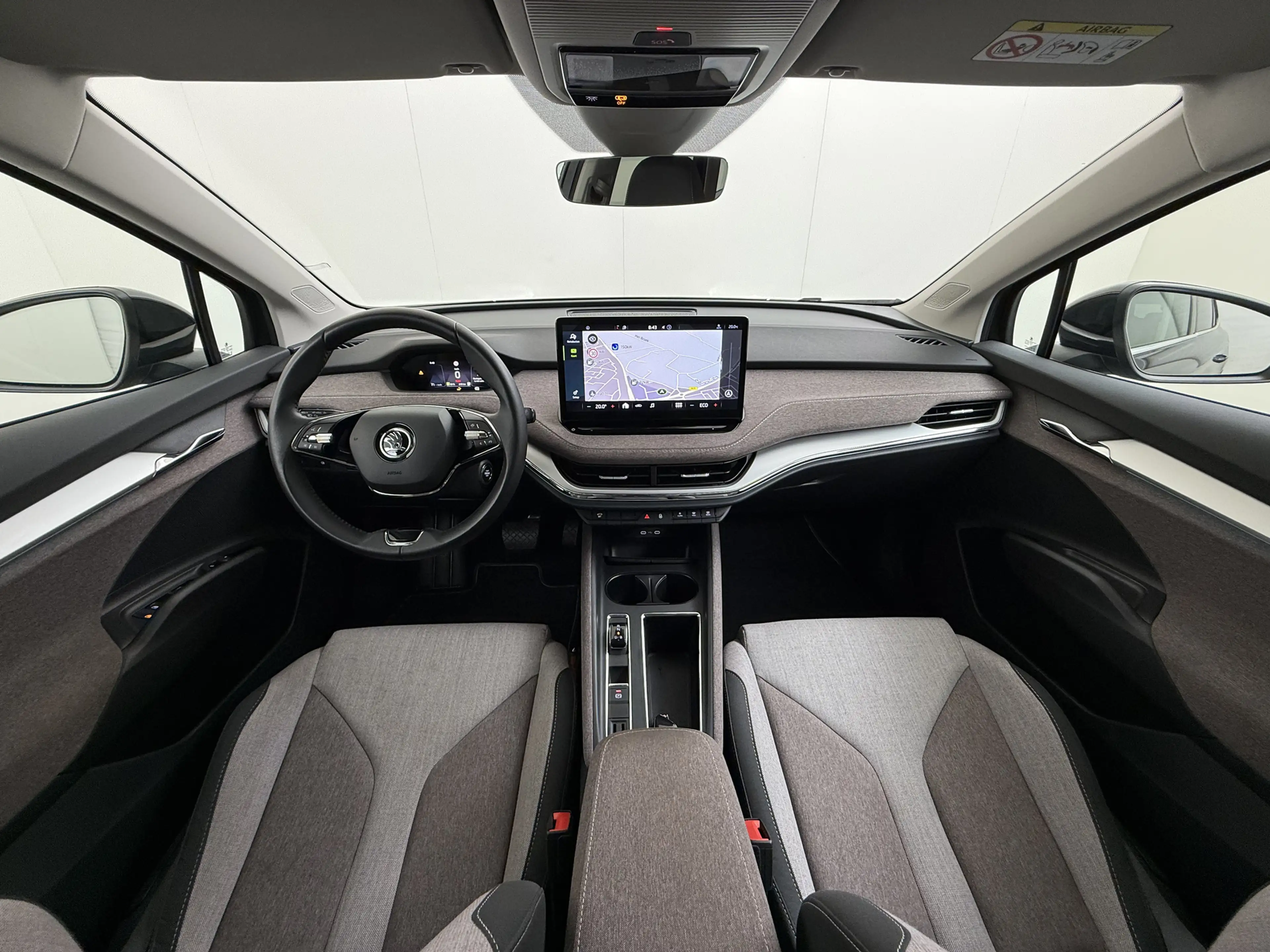 Skoda Enyaq iV 60 Trekhaak Elek.Achterklep Privacy Glas SOH 90 — photo 3
