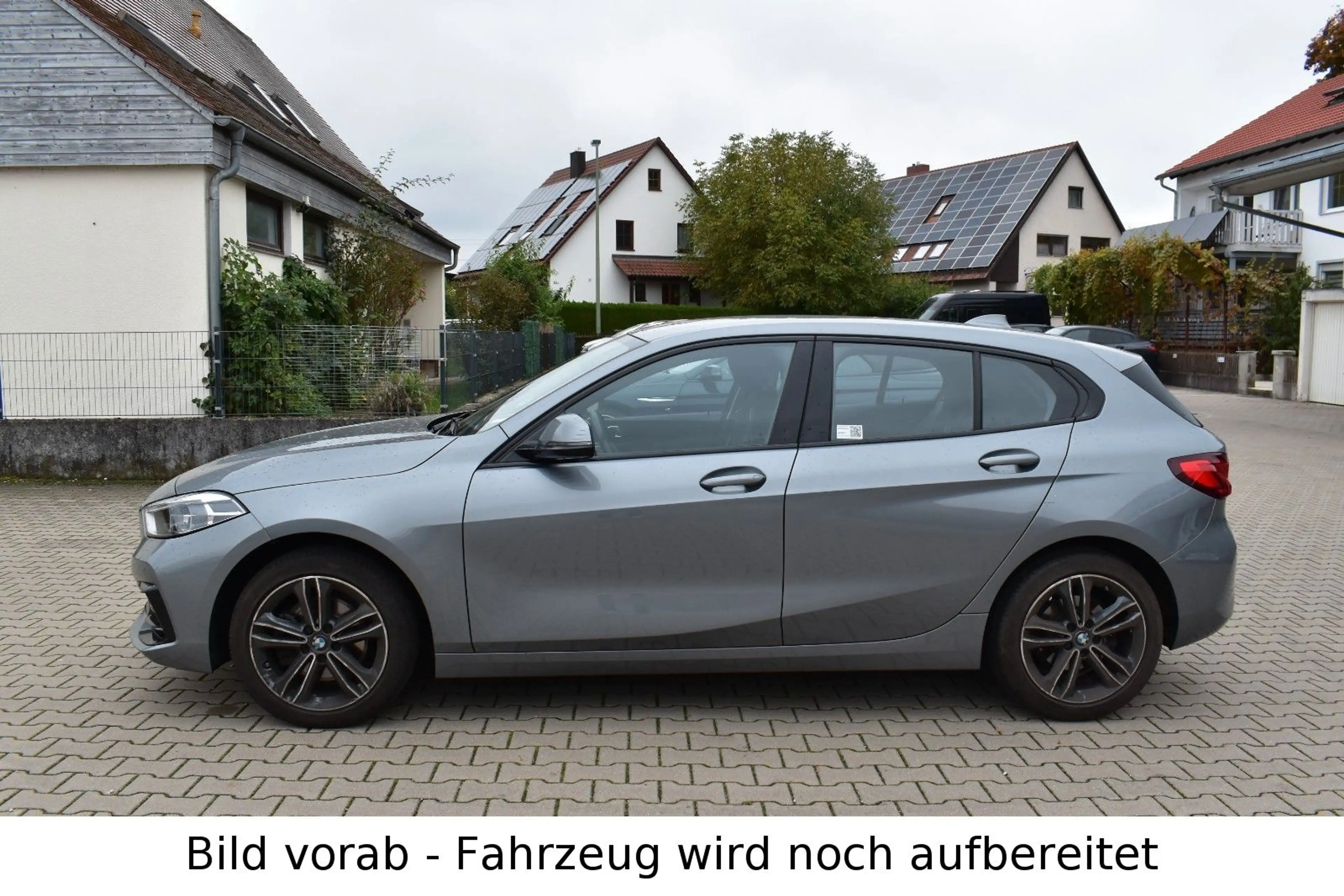 BMW 118 d Aut. Sport Line Navi AHK Sitzhzg Klimaaut. — photo 4