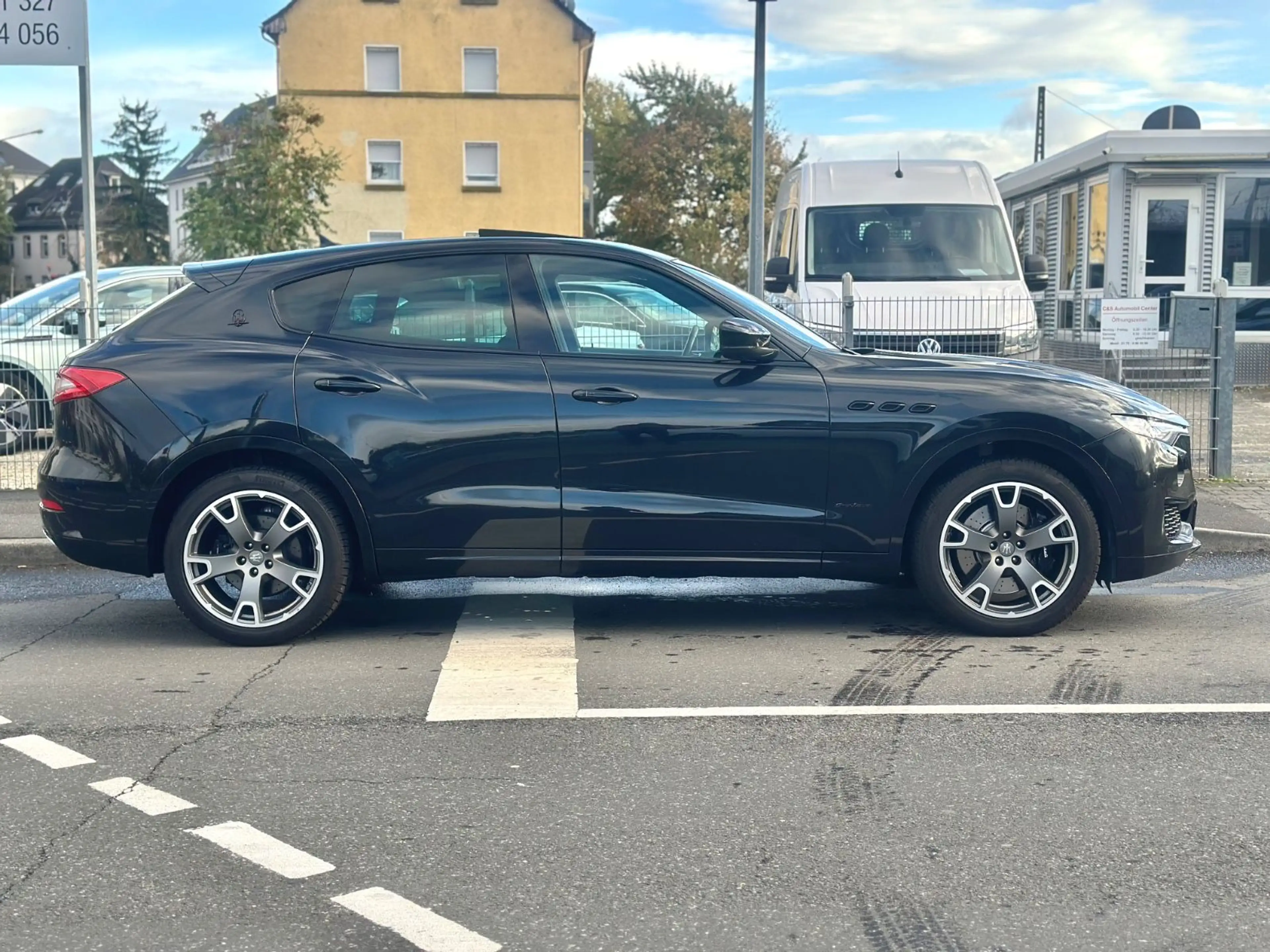 Maserati Levante LEVANTE GRANLUSSO Q4*SEHR GEPFLEGT+PANORAMA* — photo 3