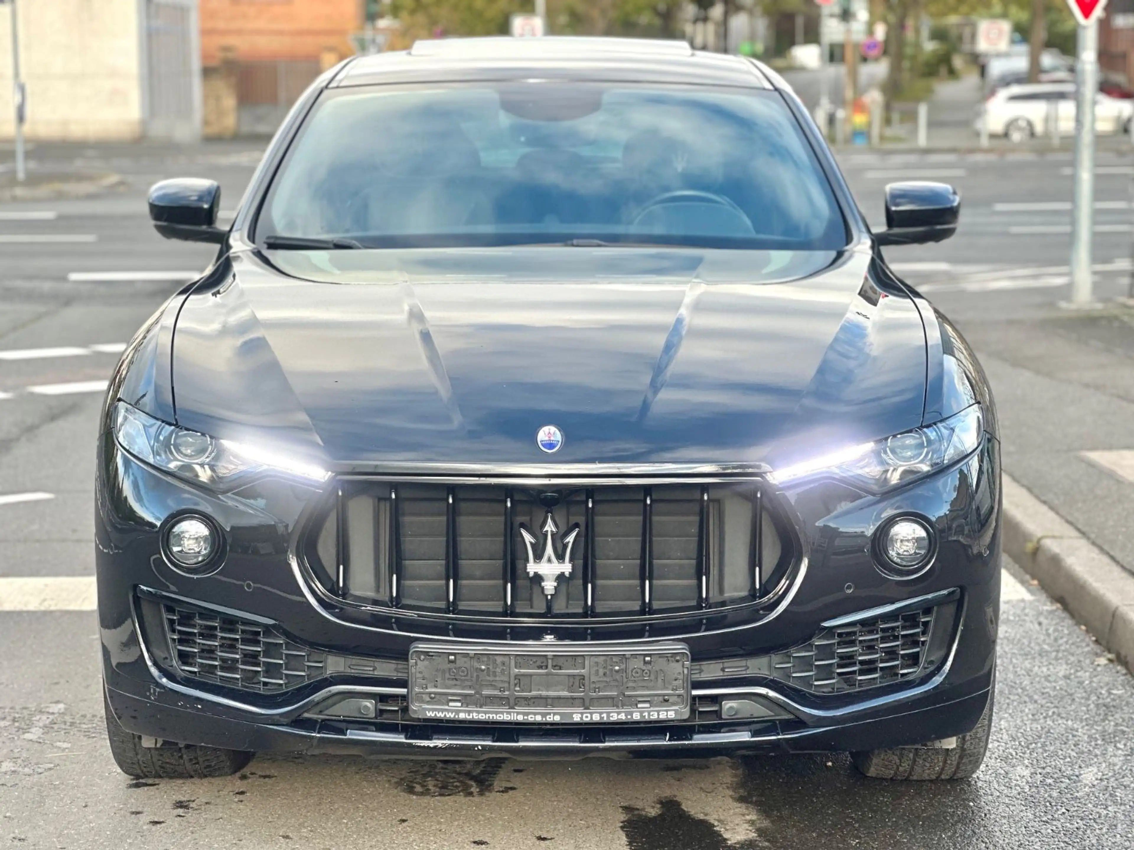 Maserati Levante LEVANTE GRANLUSSO Q4*SEHR GEPFLEGT+PANORAMA* — photo 7