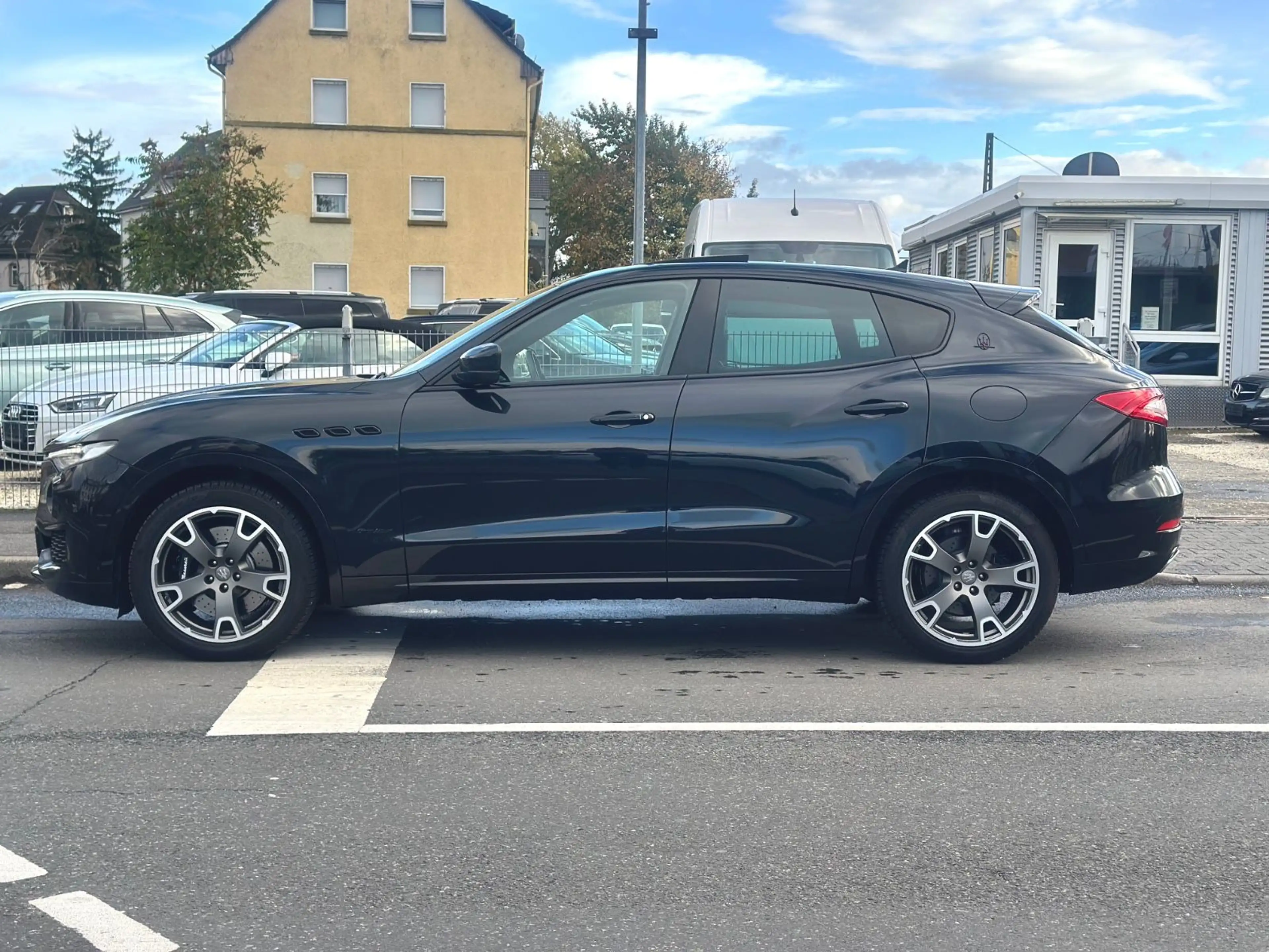 Maserati Levante LEVANTE GRANLUSSO Q4*SEHR GEPFLEGT+PANORAMA* — photo 6