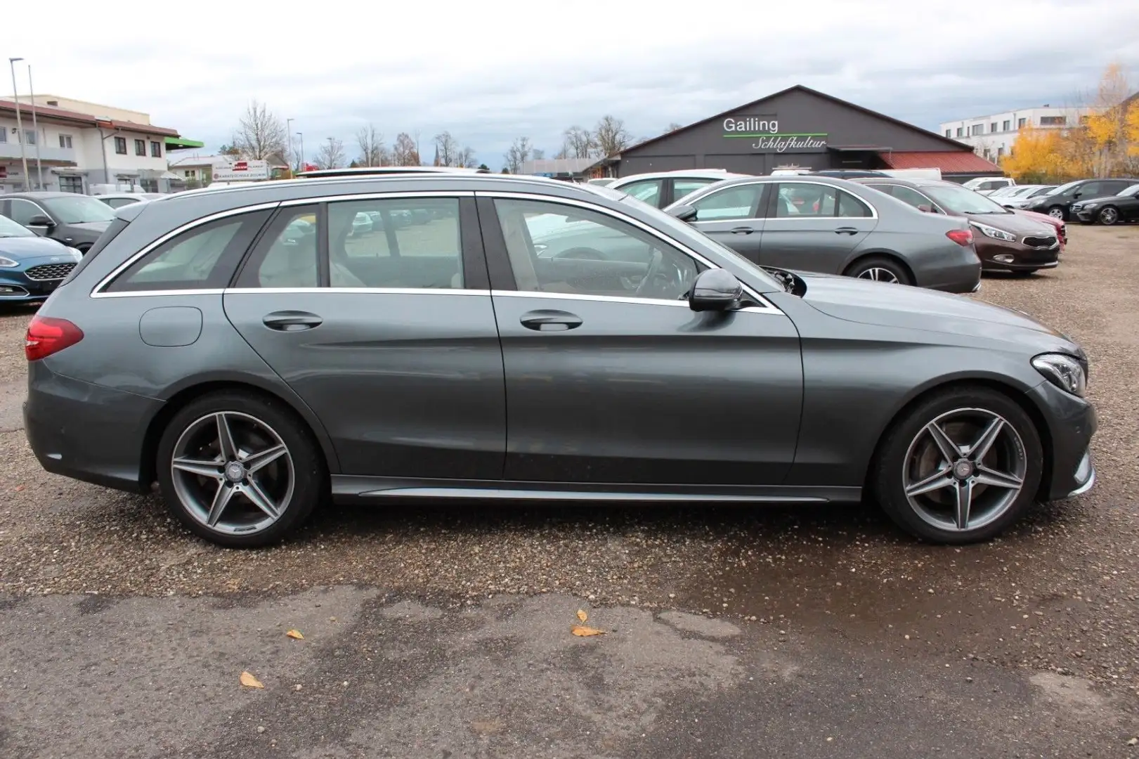 Mercedes-Benz C 400 T 4Matic AMG*PANO*LED*COMAND*ACC*EXCLUSIVE Gris - 2