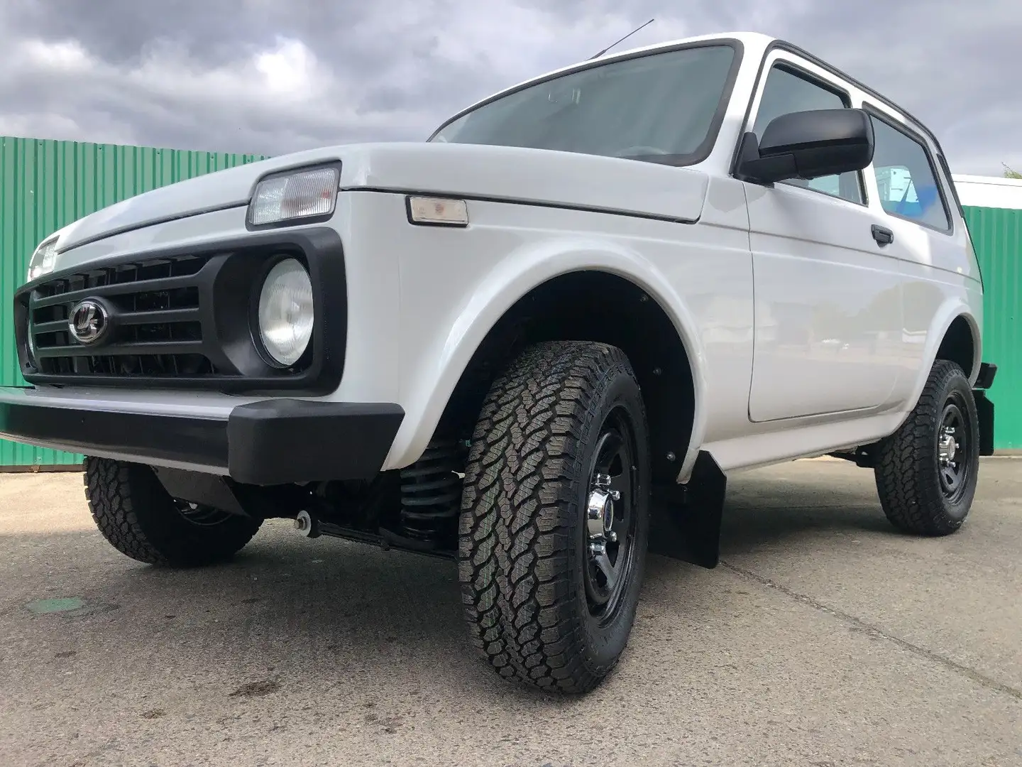 Lada Niva NIVA "NORMA" SONDER-DOTZ-Räder! AET-2026 Weiß - 2