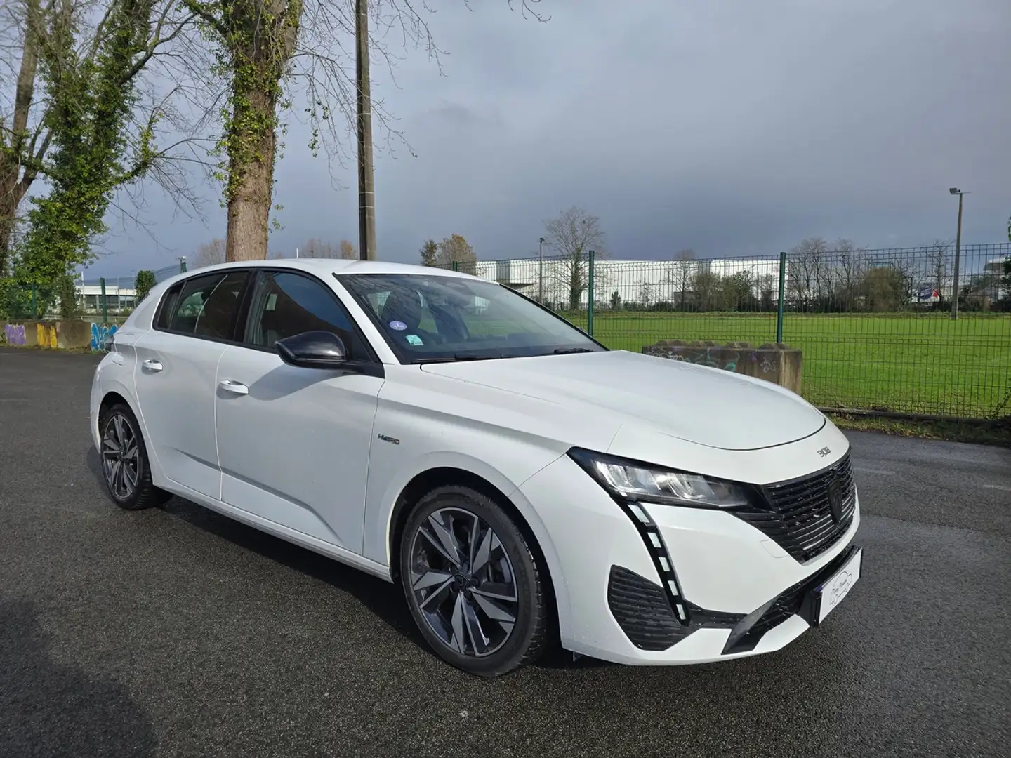 Peugeot 308 1.6 hybride 180 active Pack Gris - 2