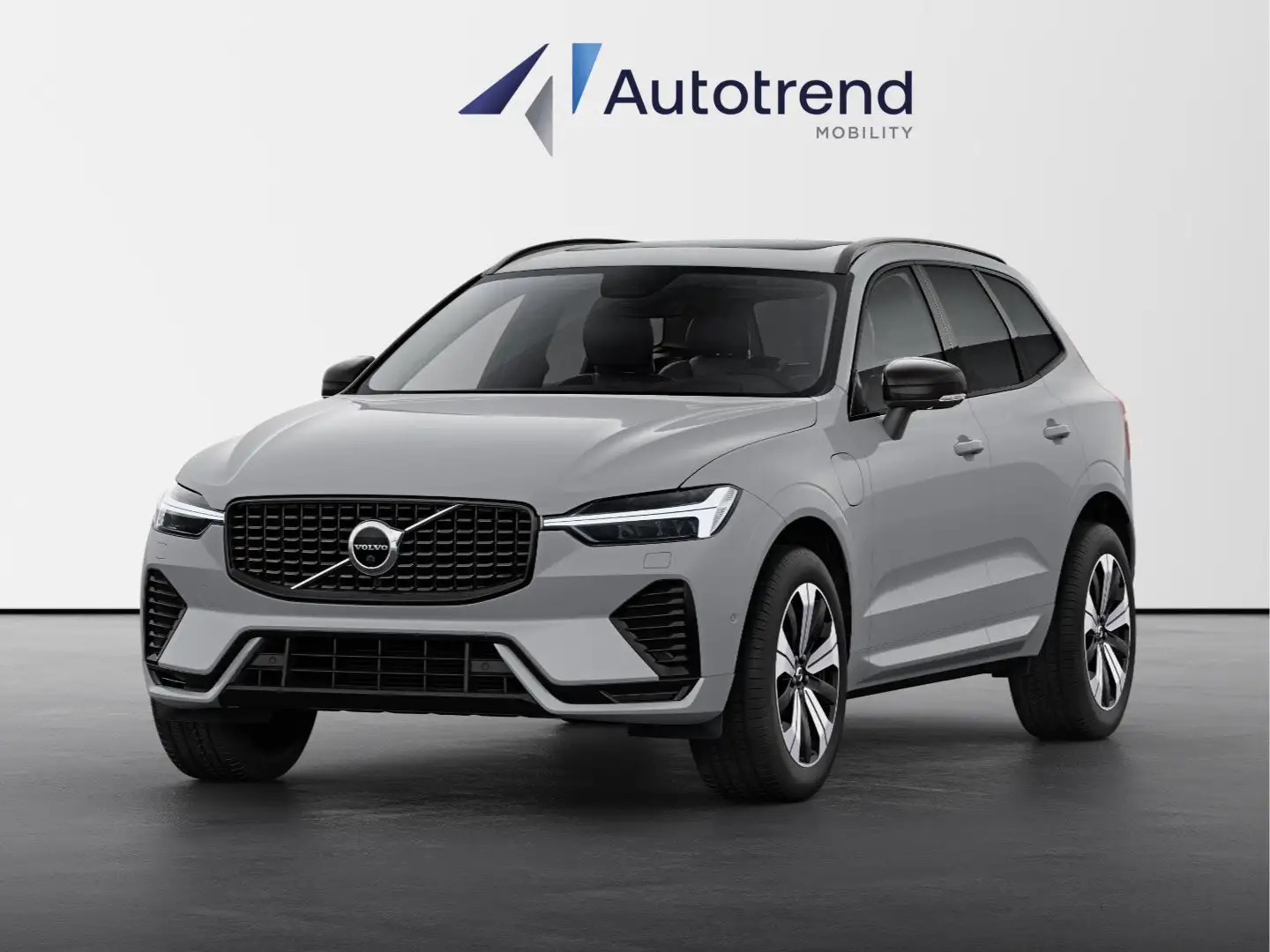 Volvo XC60 T6 253+145 CV Recharge AWD Plug-in hybrid Automat Grigio - 1