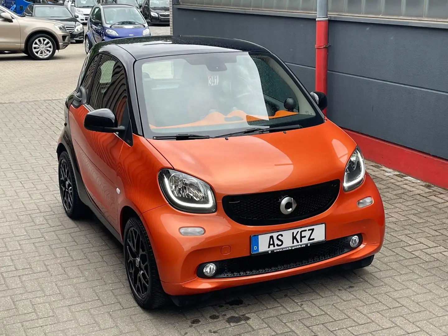 smart forTwo 453 PASSION 90PS KLIMA NAVI SHZ PANORAMA Orange - 1