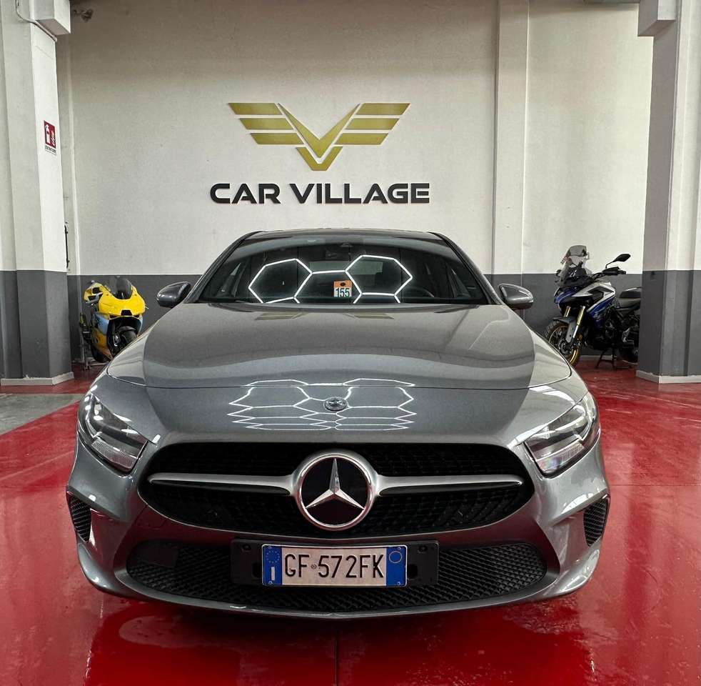 Mercedes-Benz A 180 A 180 d Automatic Sport