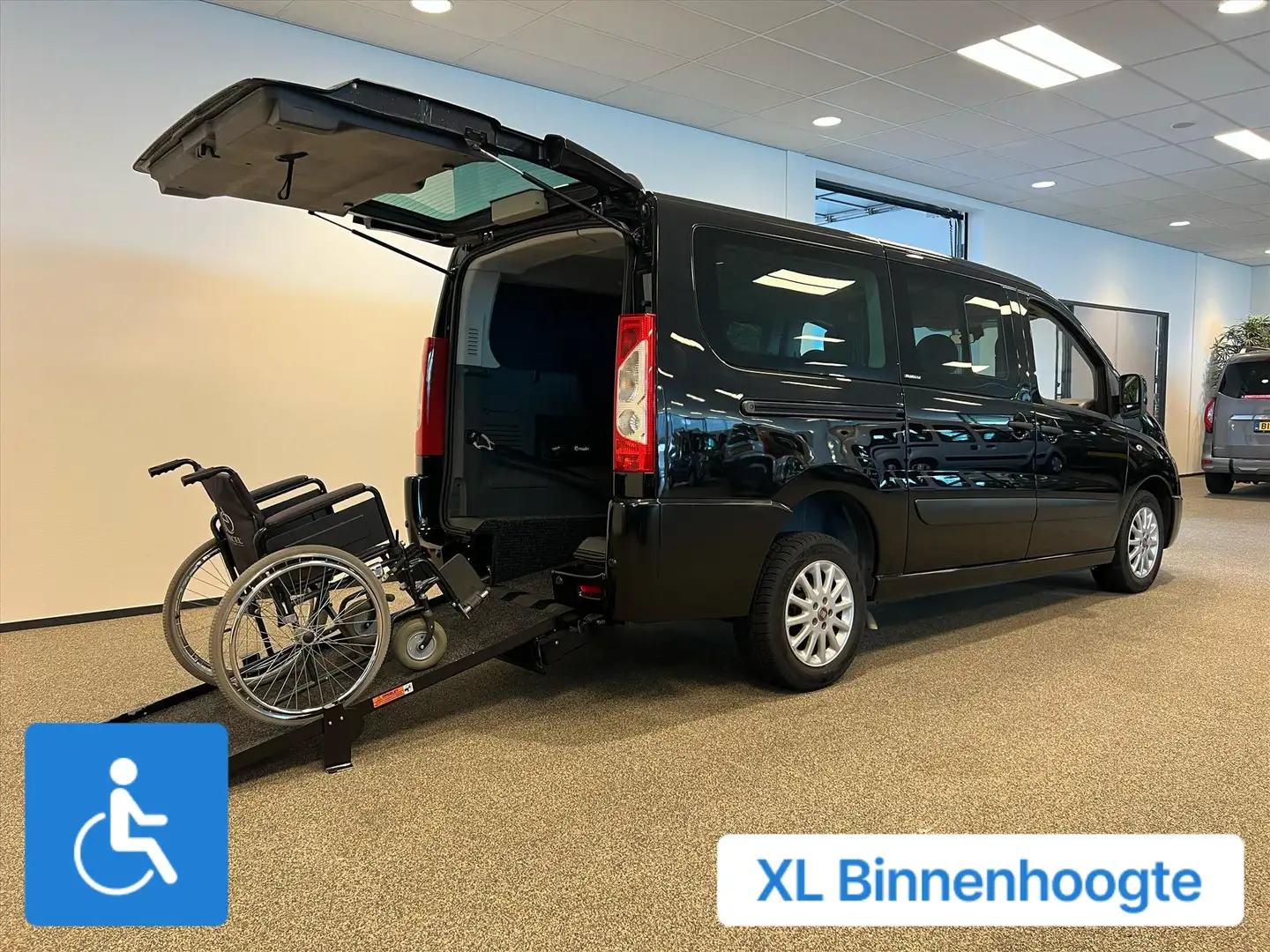 Fiat Scudo Rolstoelbus Bodemverlaging XXL-Ombouw 150cm Zwart - 2