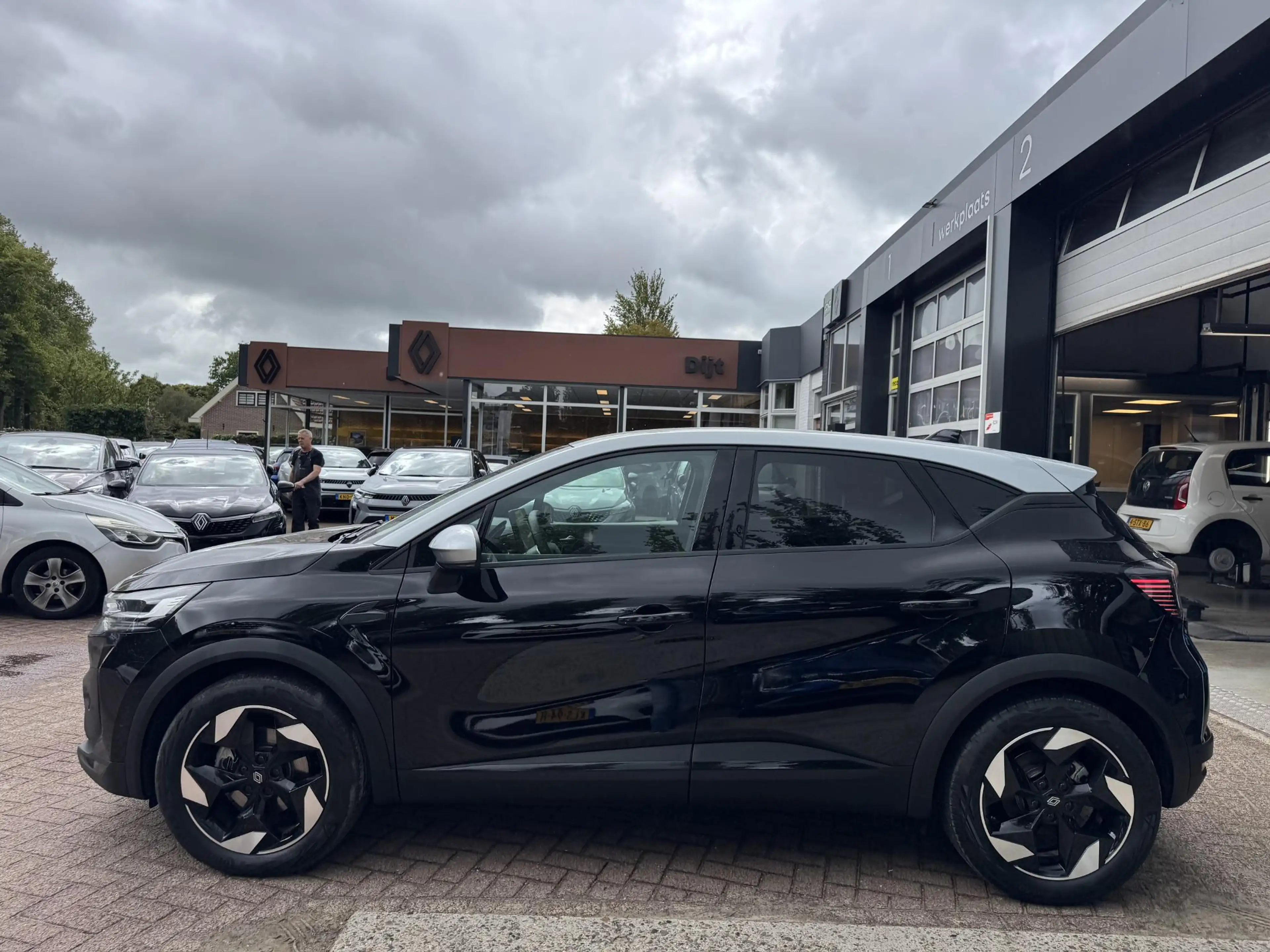 Renault Captur 1.8 E-Tech full hybrid 160 Techno 9-25!! — photo 8