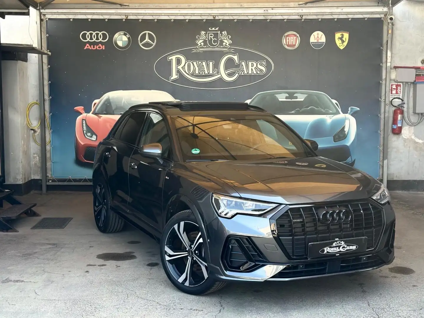 Audi Q3 40 2.0 tdi S line edition quattro 200cv s-tronic Gris - 1