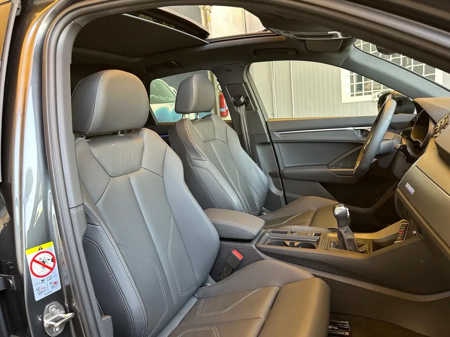 Audi Q3 40 2.0 tdi S line edition quattro 200cv s-tronic Gris - 2