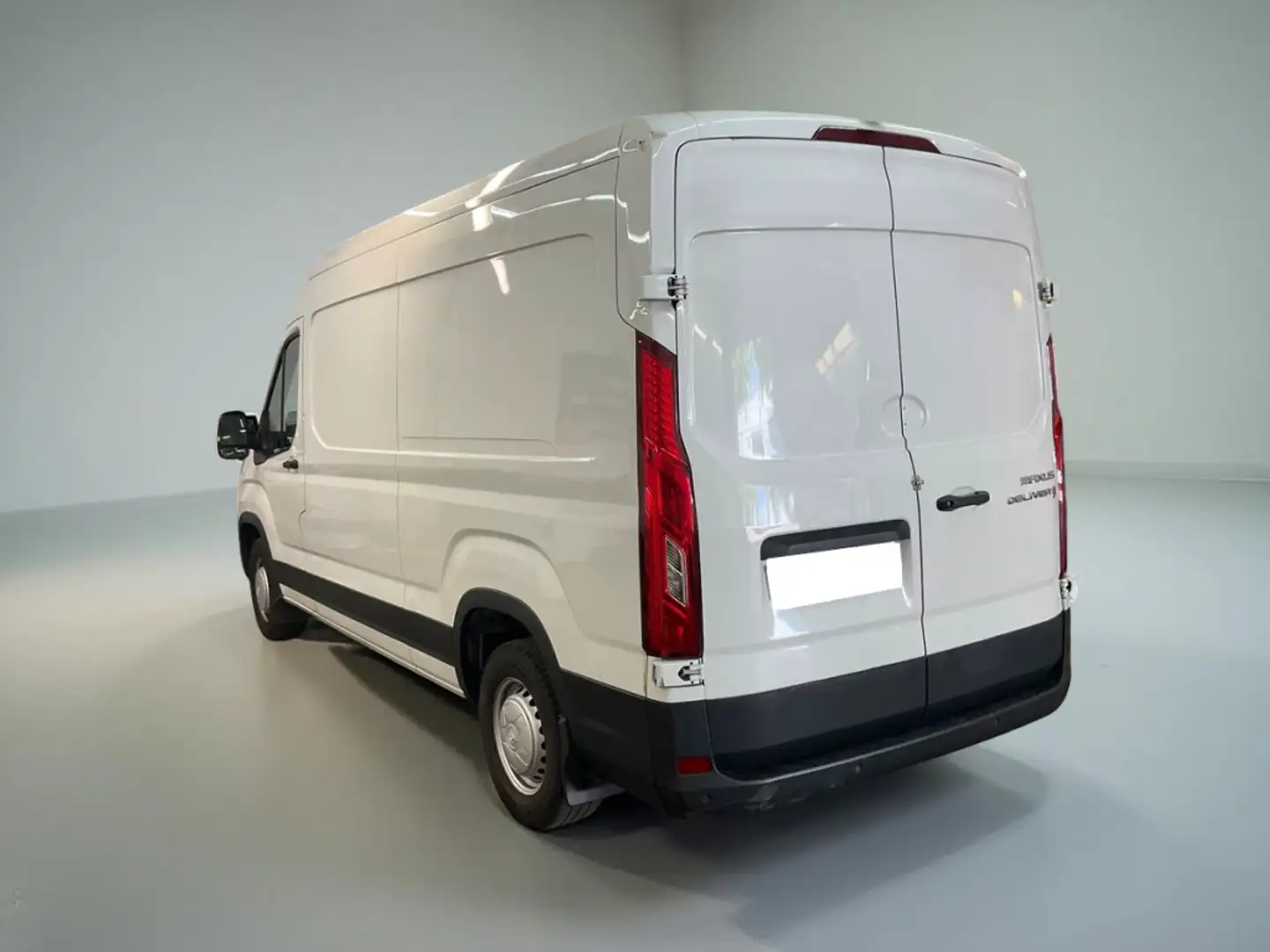 Maxus Deliver 9 Ch.Cb 2.0D L3 RWD Weiß - 2