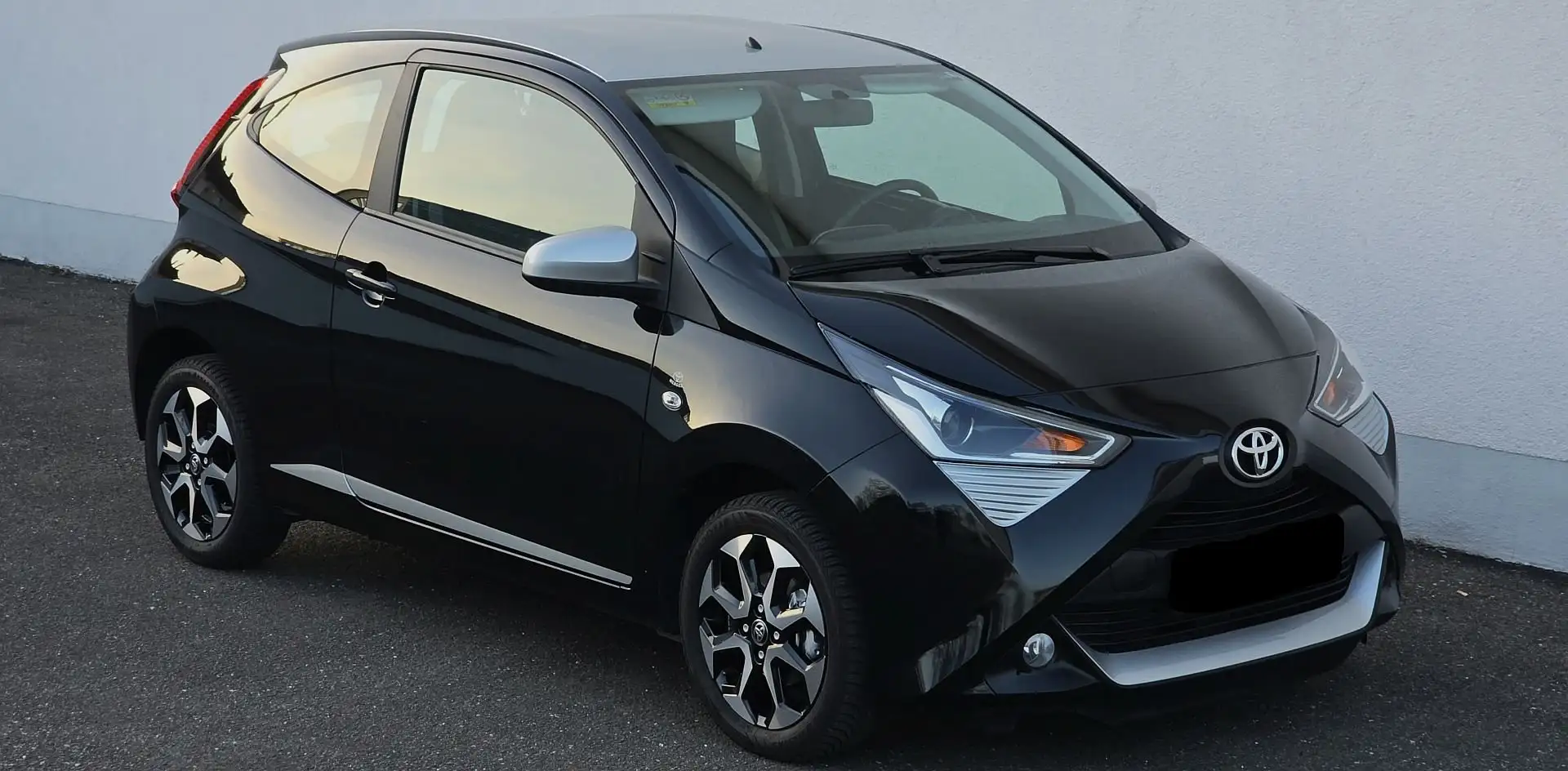 Toyota Aygo Aygo Automatik Navi Kamera PDC Alu Schwarz - 2
