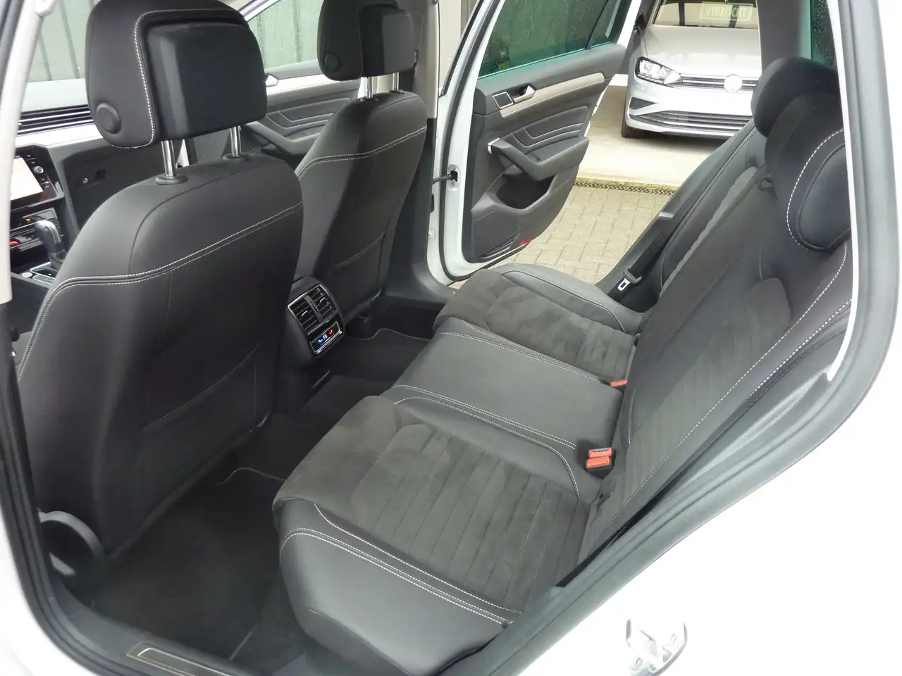 Volkswagen Passat Variant Passat Variant 1.5 TSI Highline DSG automaat 10