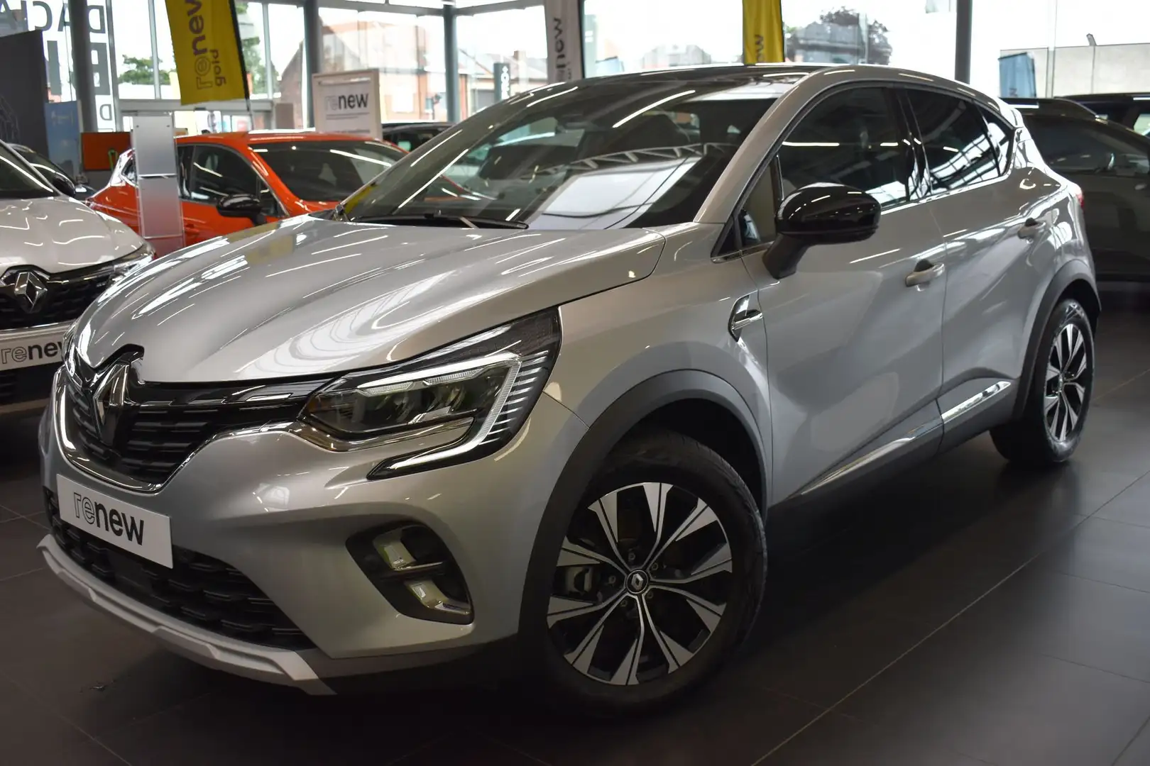 Renault Captur E-Tech hybrid Techno/Valckenier Gent Argintiu - 1