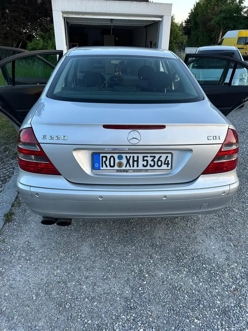 Mercedes-Benz E 220 CDI Automatik Avantgarde - 2