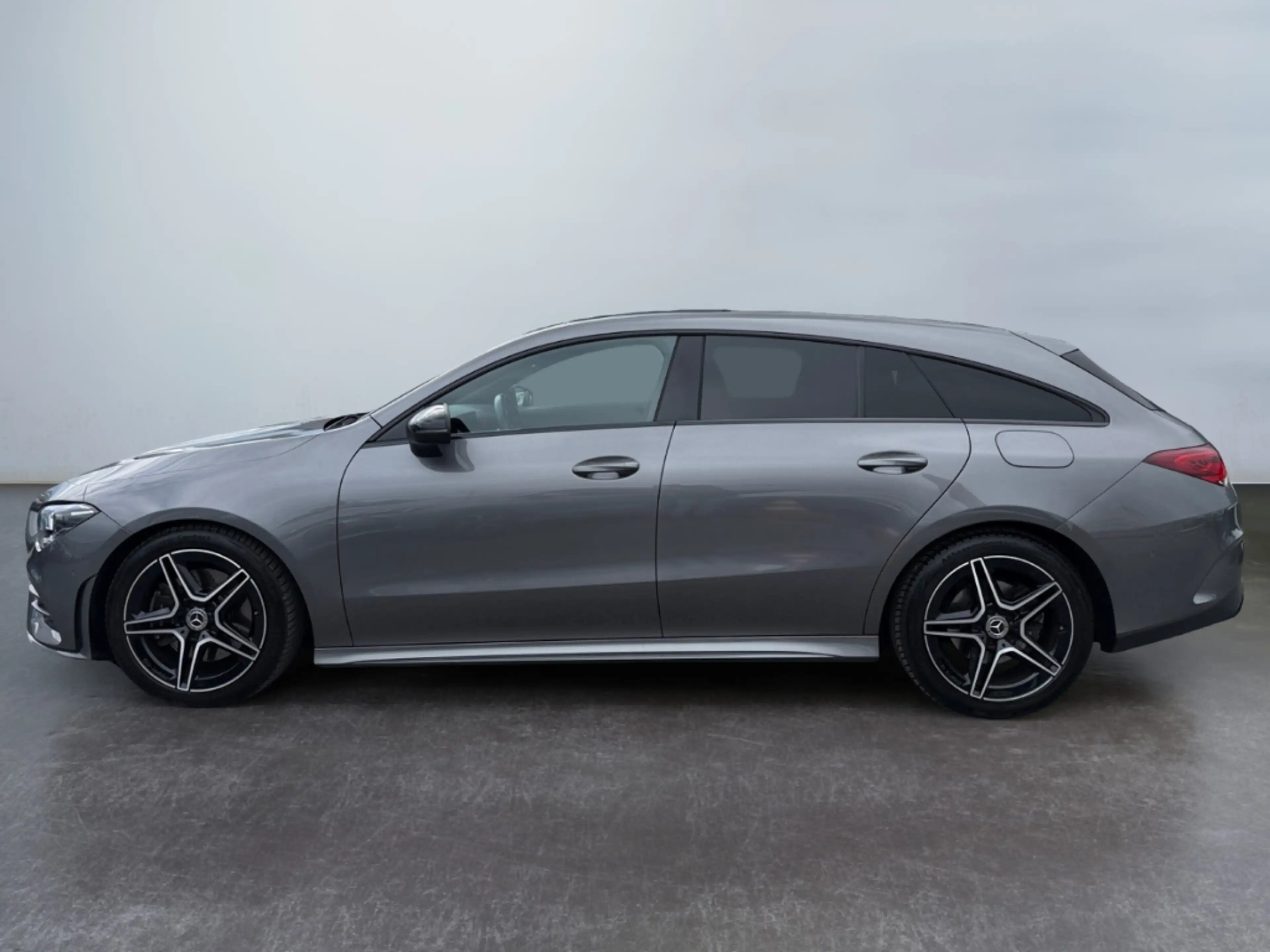 Mercedes-Benz CLA 200 AMG Line*Pano*LED*Kamera*Night* — photo 5