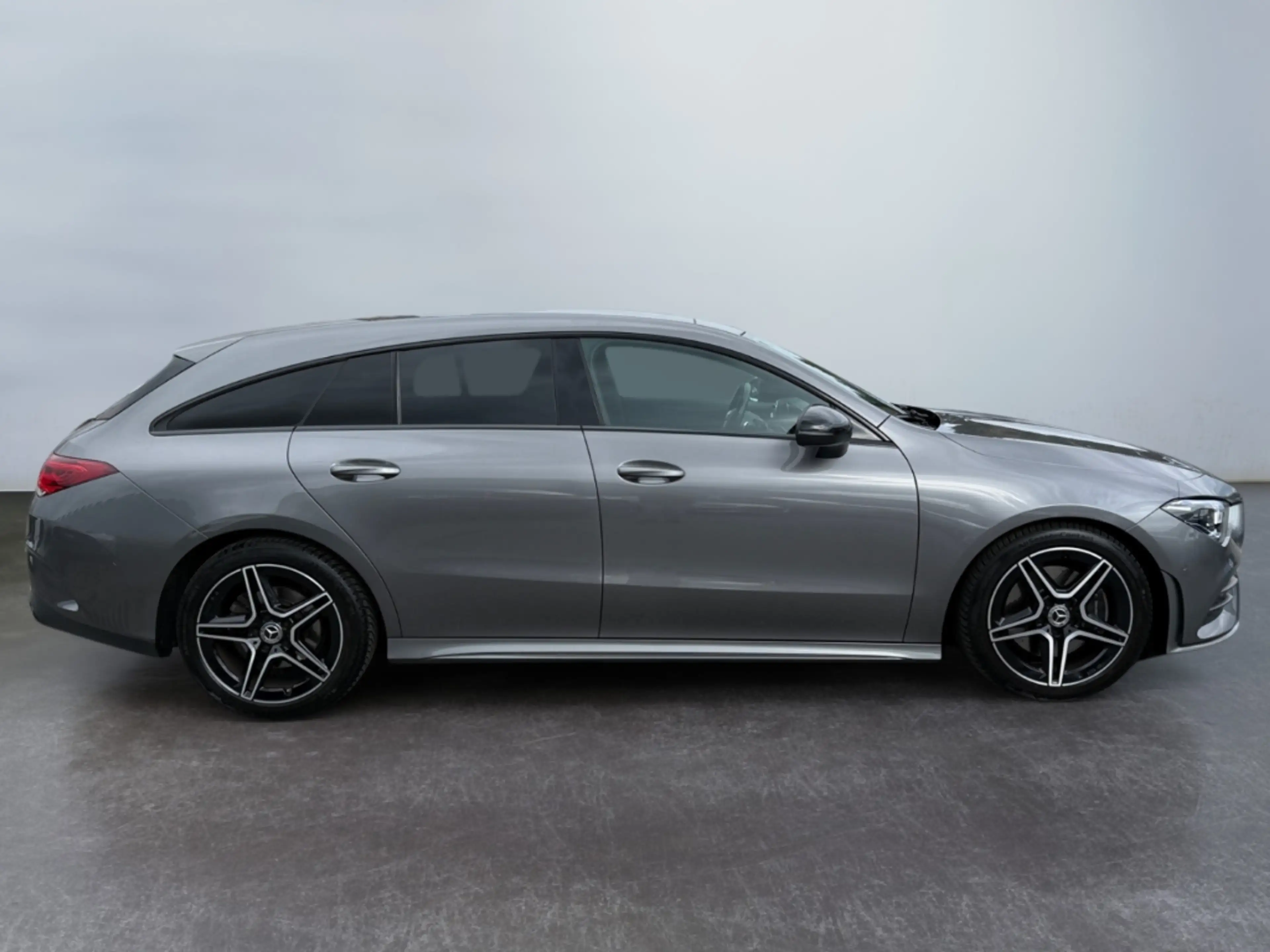 Mercedes-Benz CLA 200 AMG Line*Pano*LED*Kamera*Night* — photo 10
