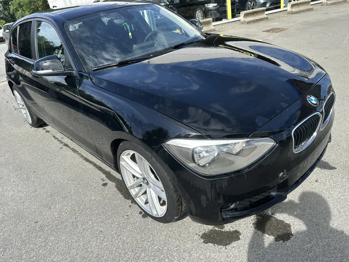 BMW 114 114i Urban Line - 1