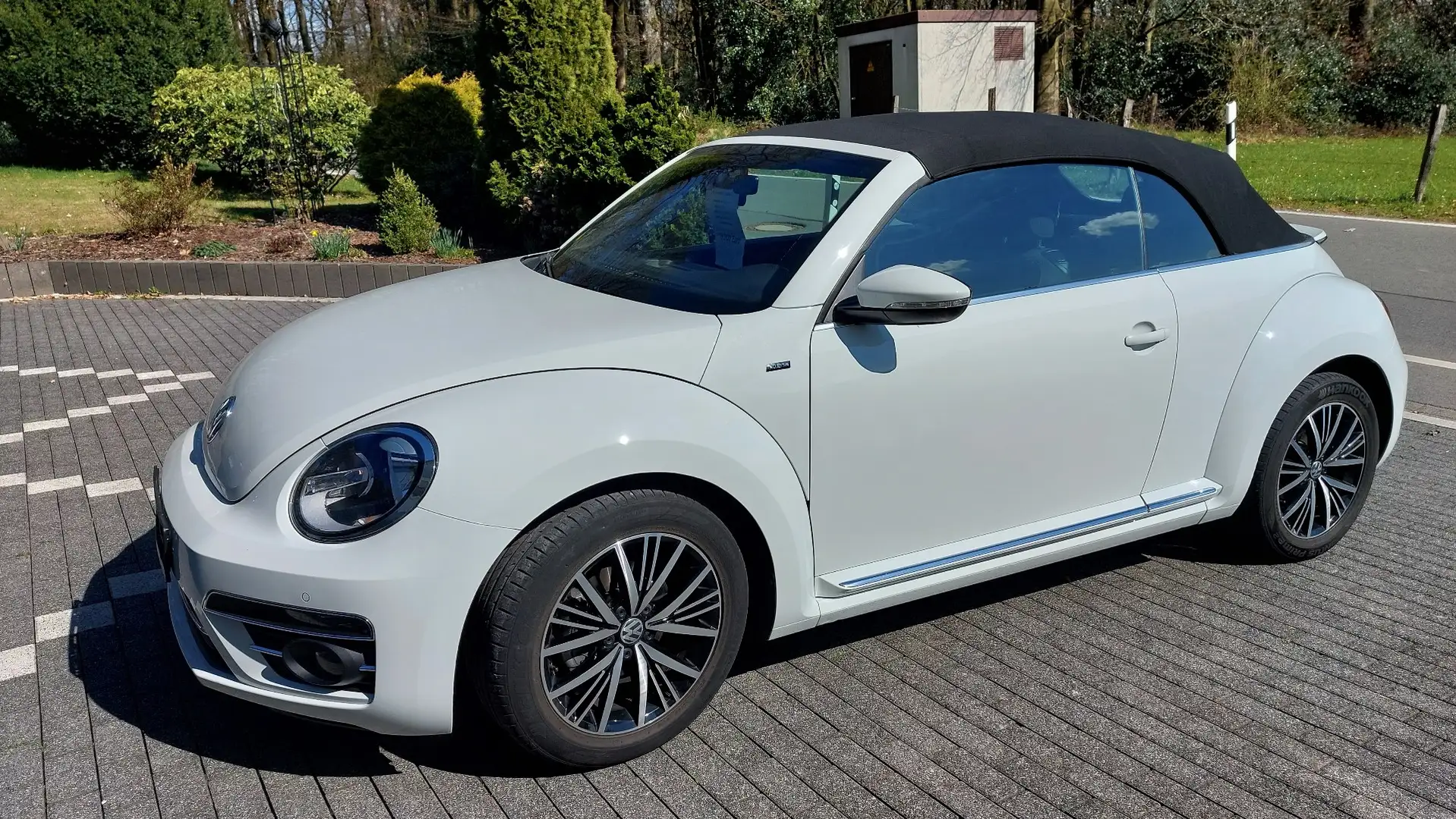 Volkswagen Beetle Cabriolet 1.2 TSI BlueMotion Technology Allsta - 1