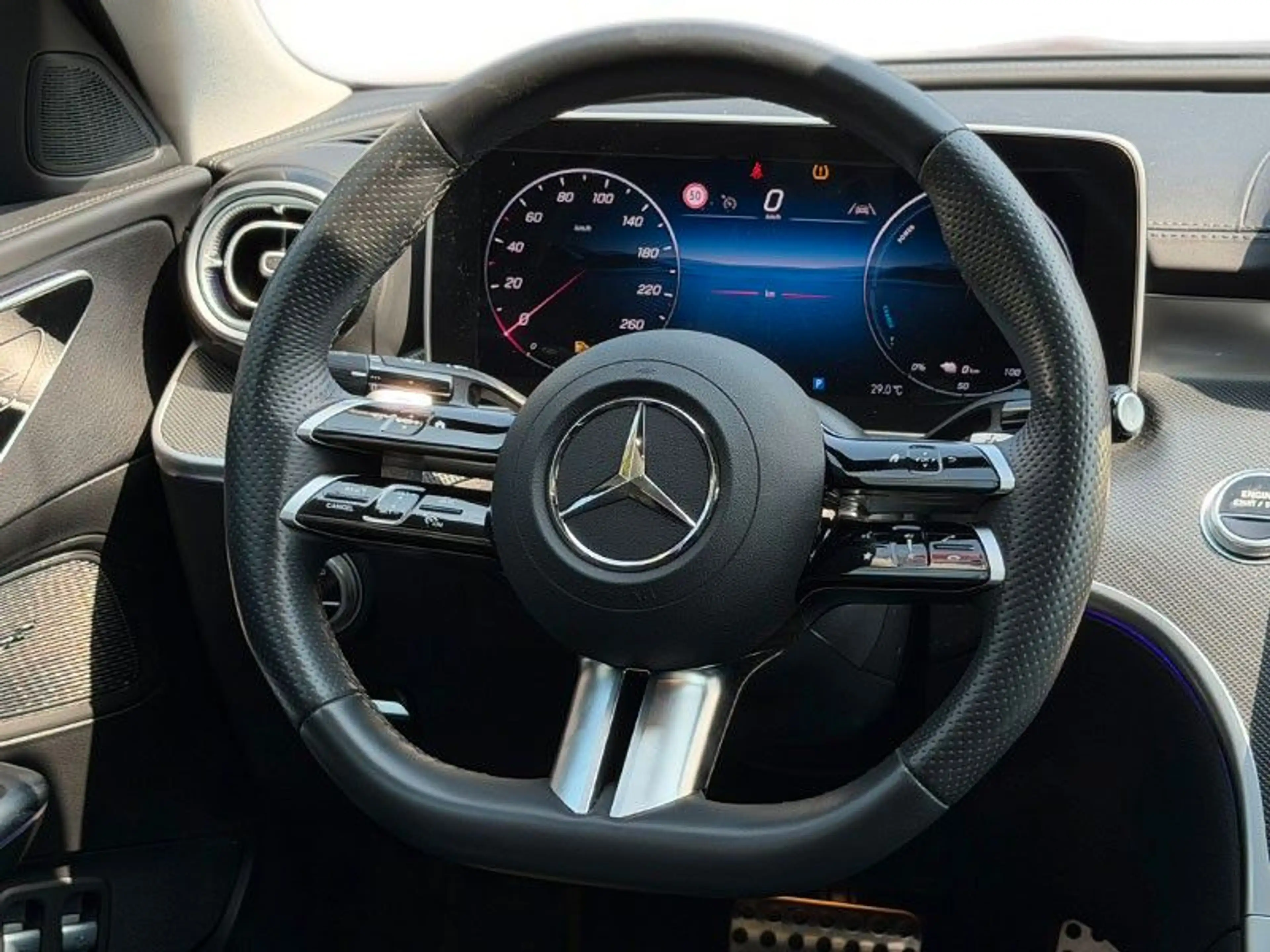 Mercedes-Benz C 300 C Limousine C 300 e — photo 14