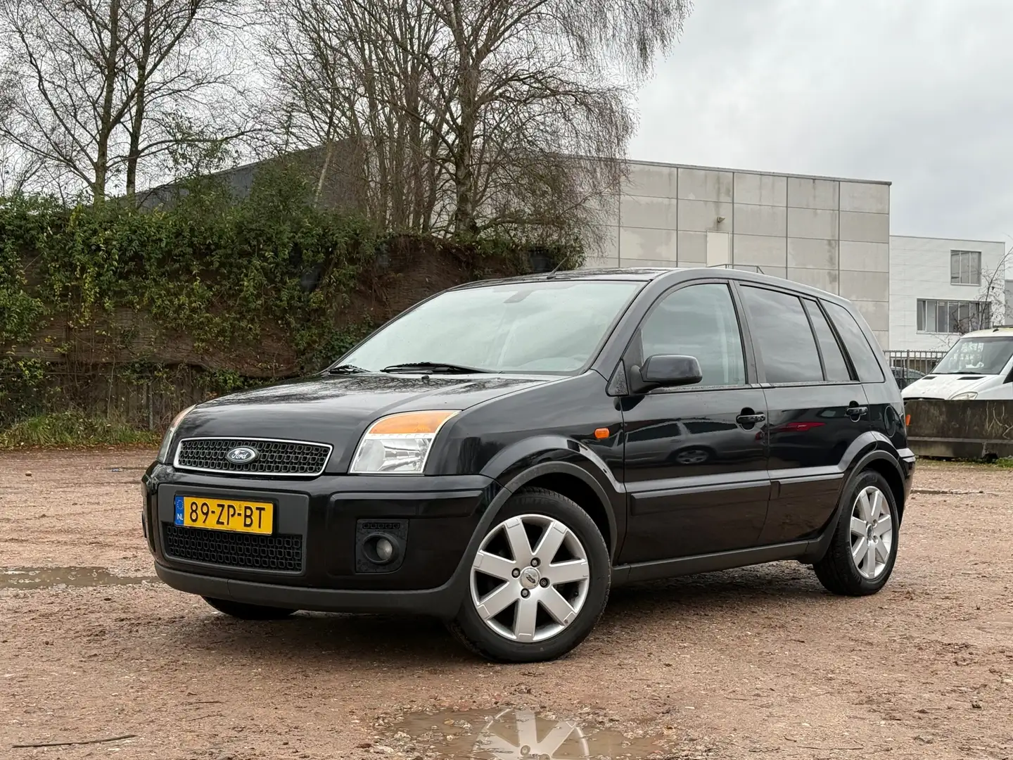 Ford Fusion 1.6-16V Futura/AUTOMAAT Negru - 1