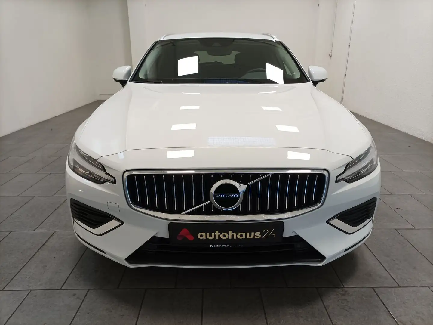 Volvo V60 V 60 T6 Twin Engine AWD|AHK|Navi|PDC|Tempom. Weiß - 2