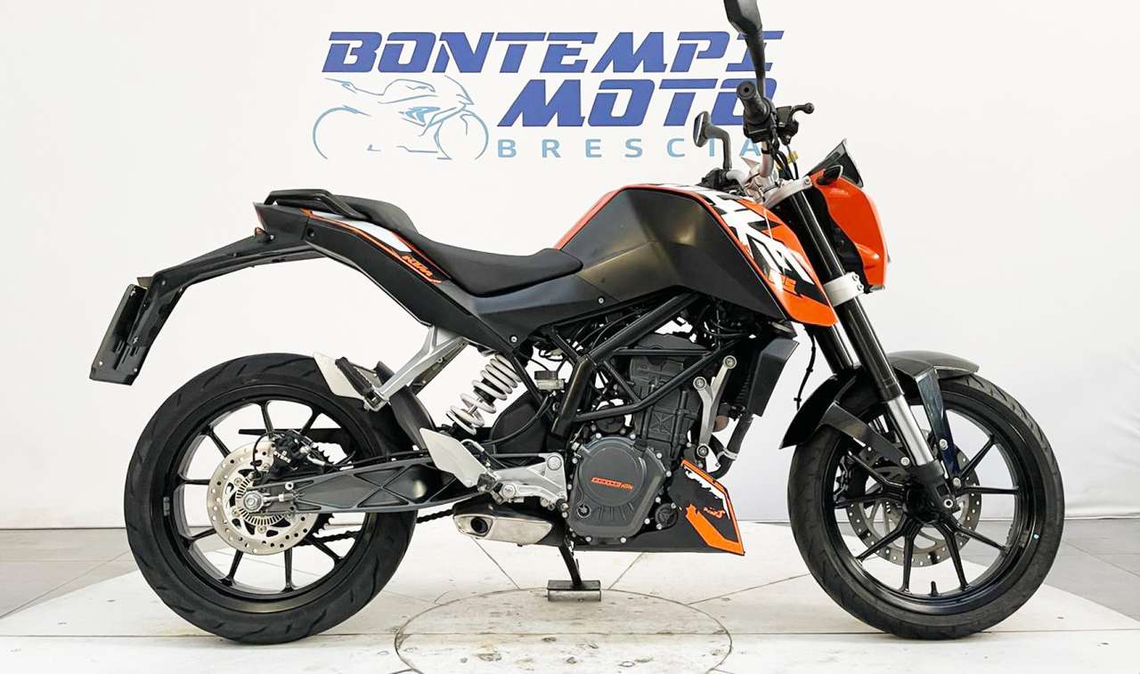 KTM 125 Duke 2014 - PAT A1