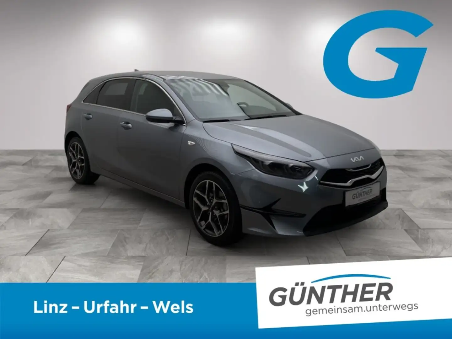 Kia Ceed / cee'd CEED SILBER UVO 1.5 TGDI MT6 140 P2 Plateado - 2