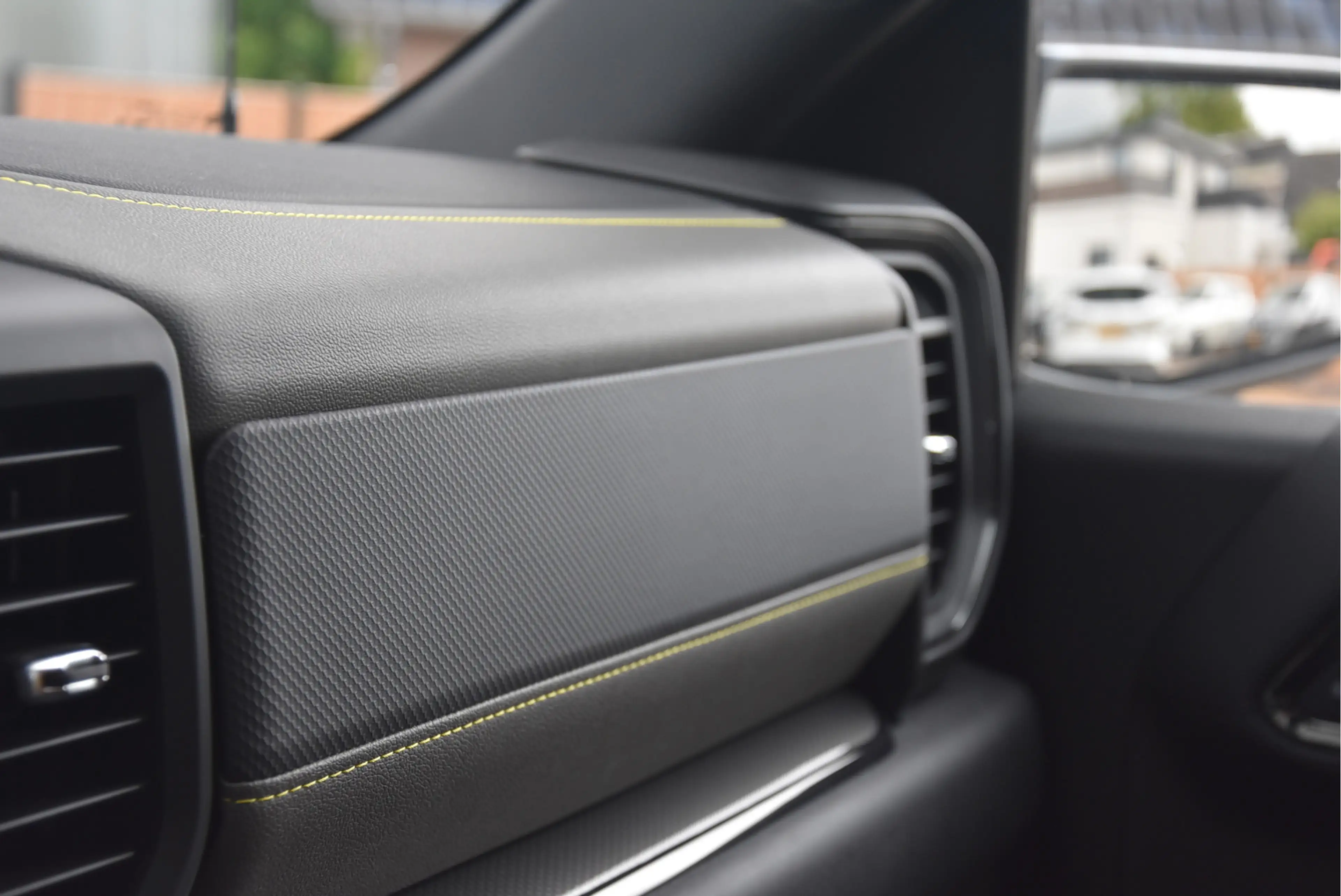 Chevrolet Silverado 6.2 ZR2 — photo 15