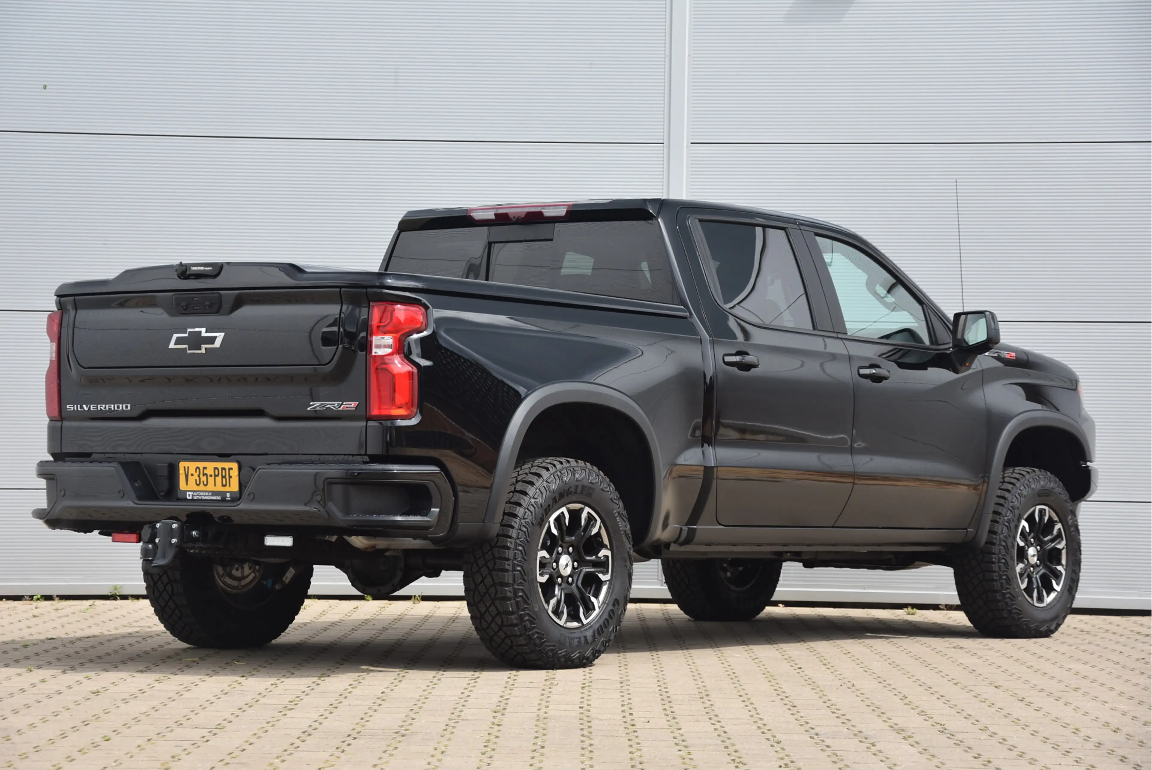 Chevrolet Silverado 6.2 ZR2 — photo 2