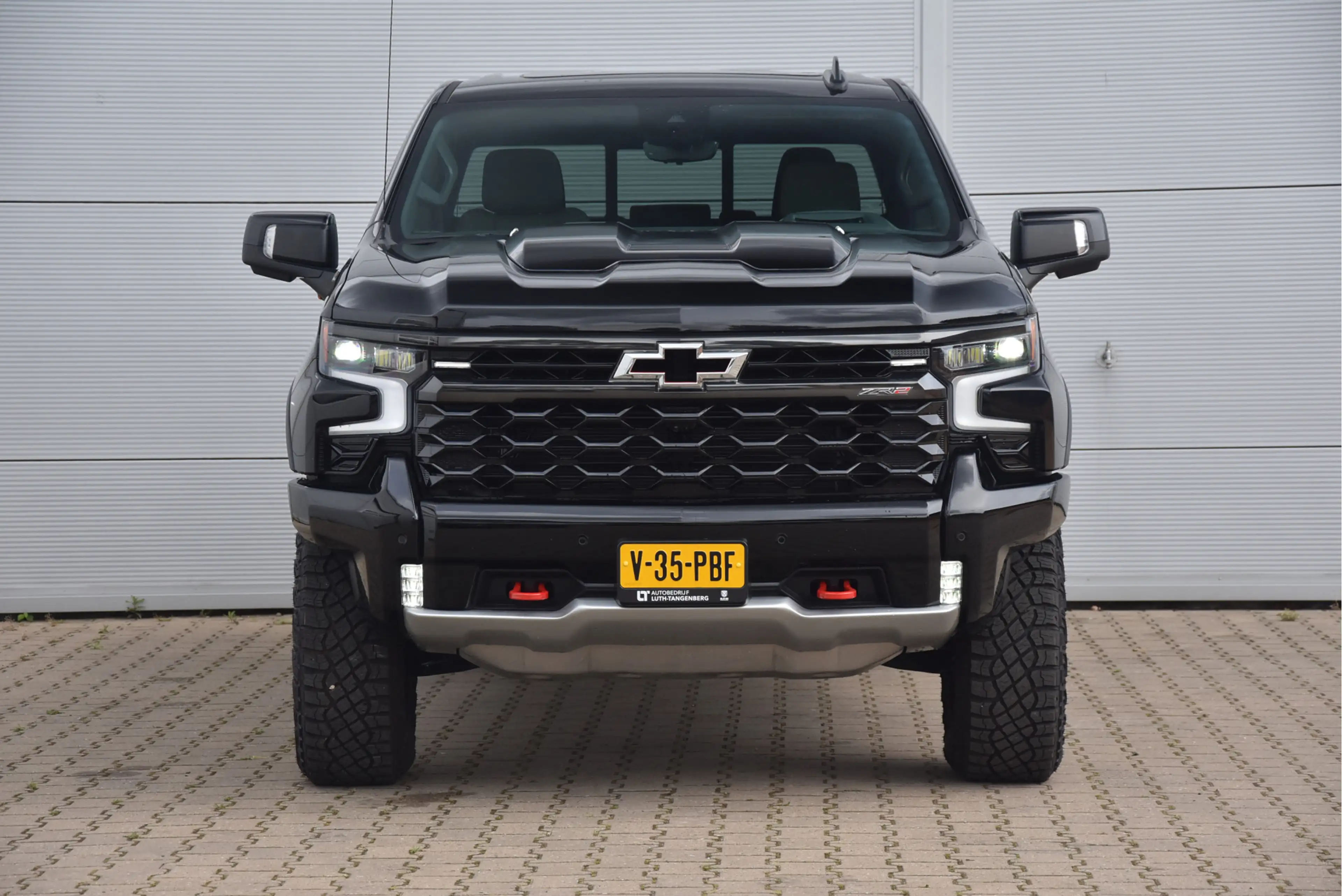 Chevrolet Silverado 6.2 ZR2 — photo 23
