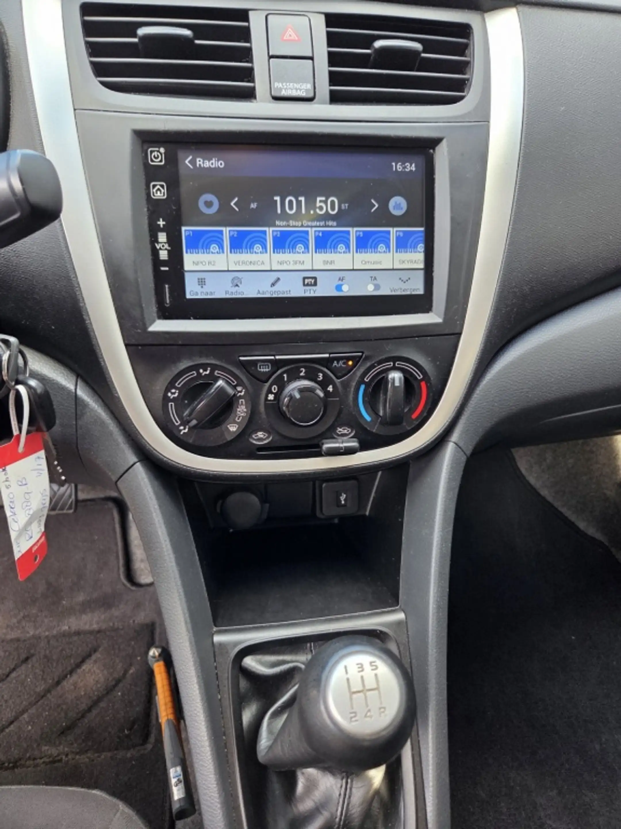 Suzuki Celerio 1.0 Comfort — photo 9