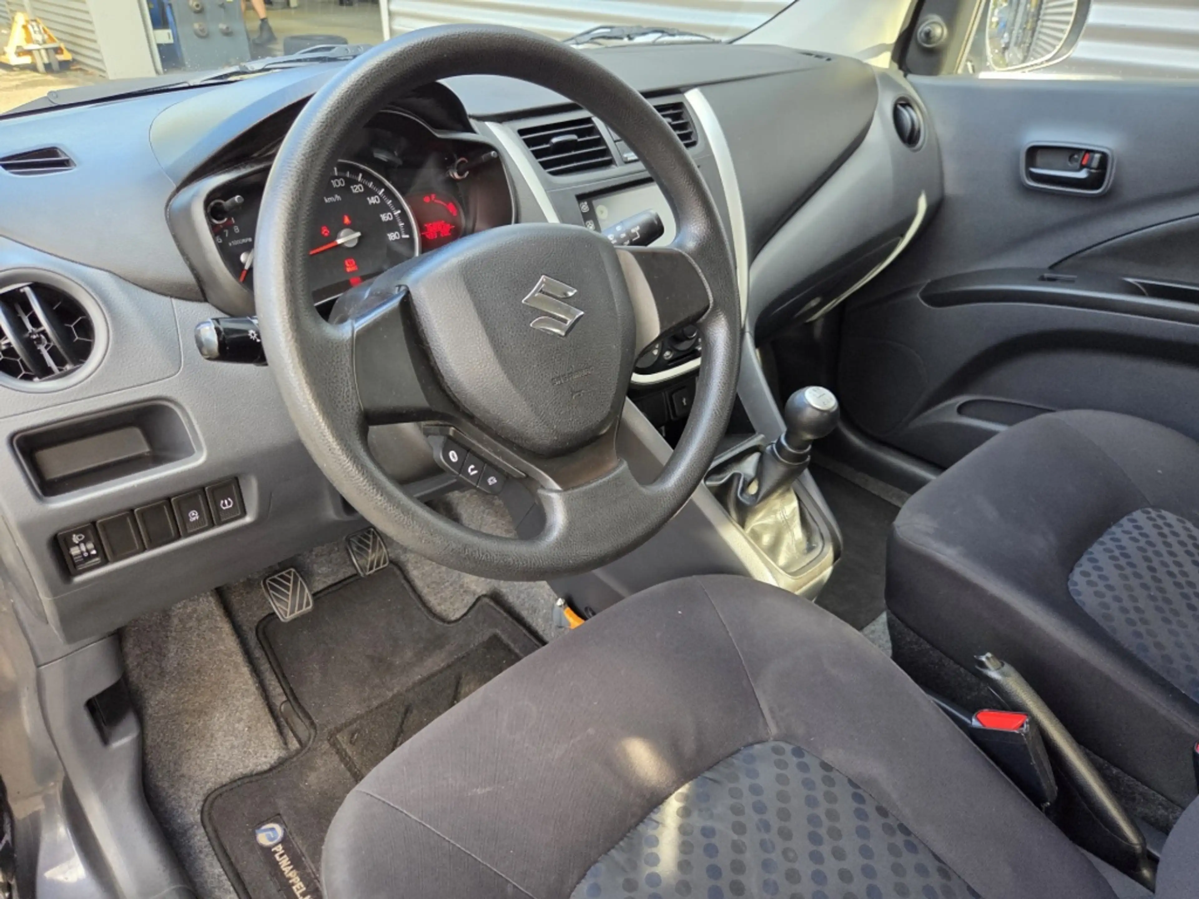Suzuki Celerio 1.0 Comfort — photo 7