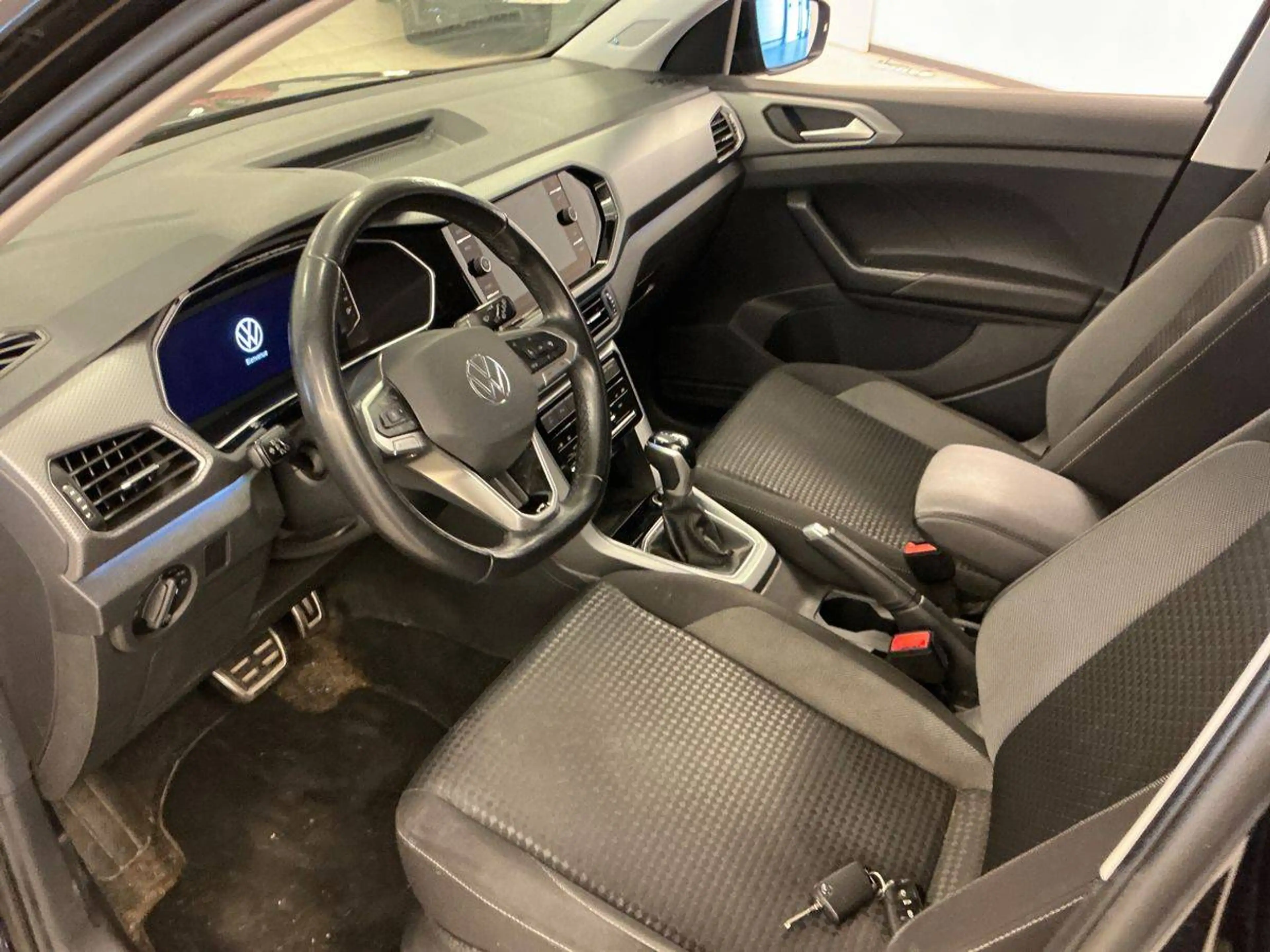 Volkswagen T-Cross T-Cross 1.0 TSI Active OPF DSG — photo 7