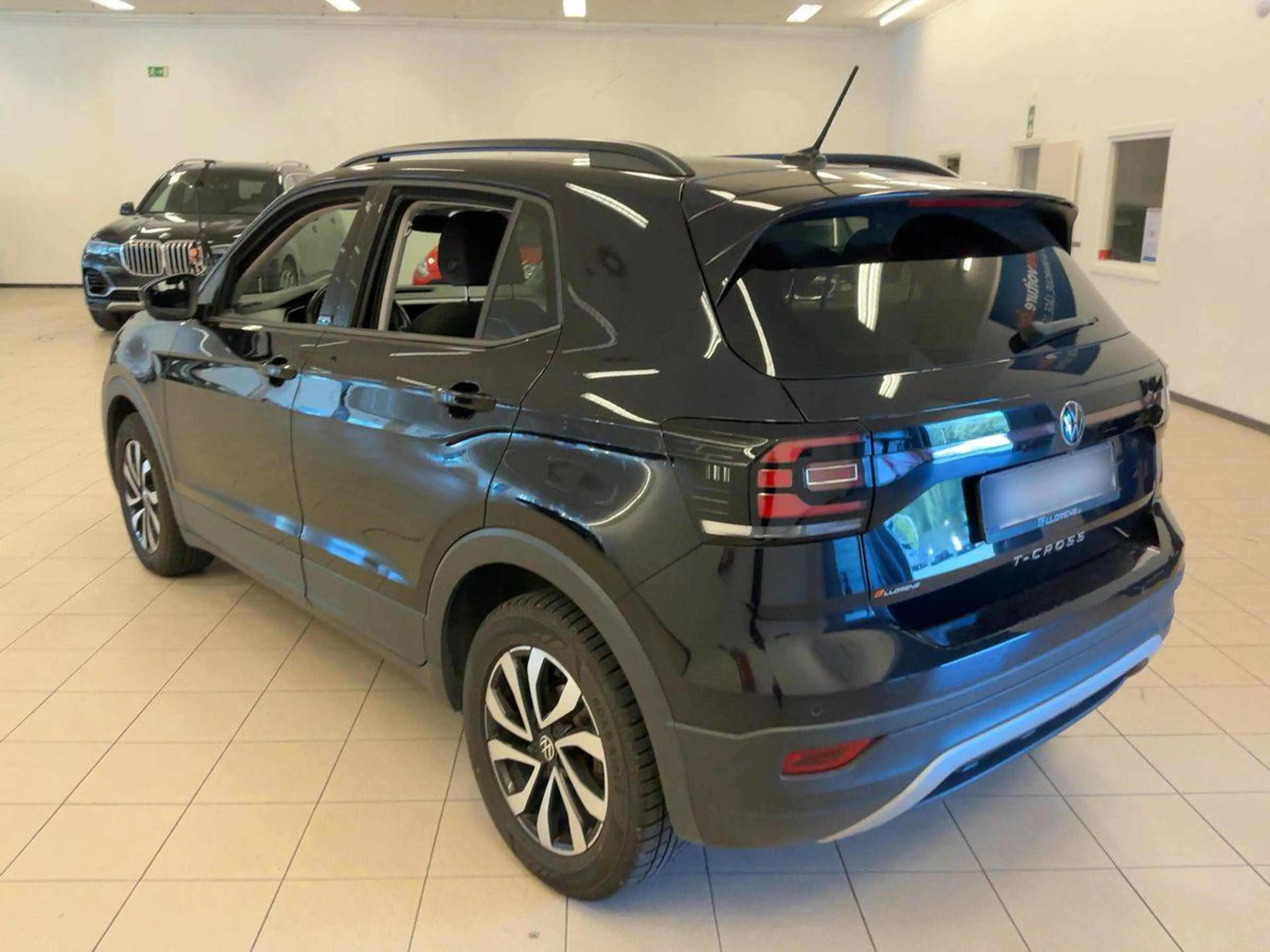 Volkswagen T-Cross T-Cross 1.0 TSI Active OPF DSG — photo 2