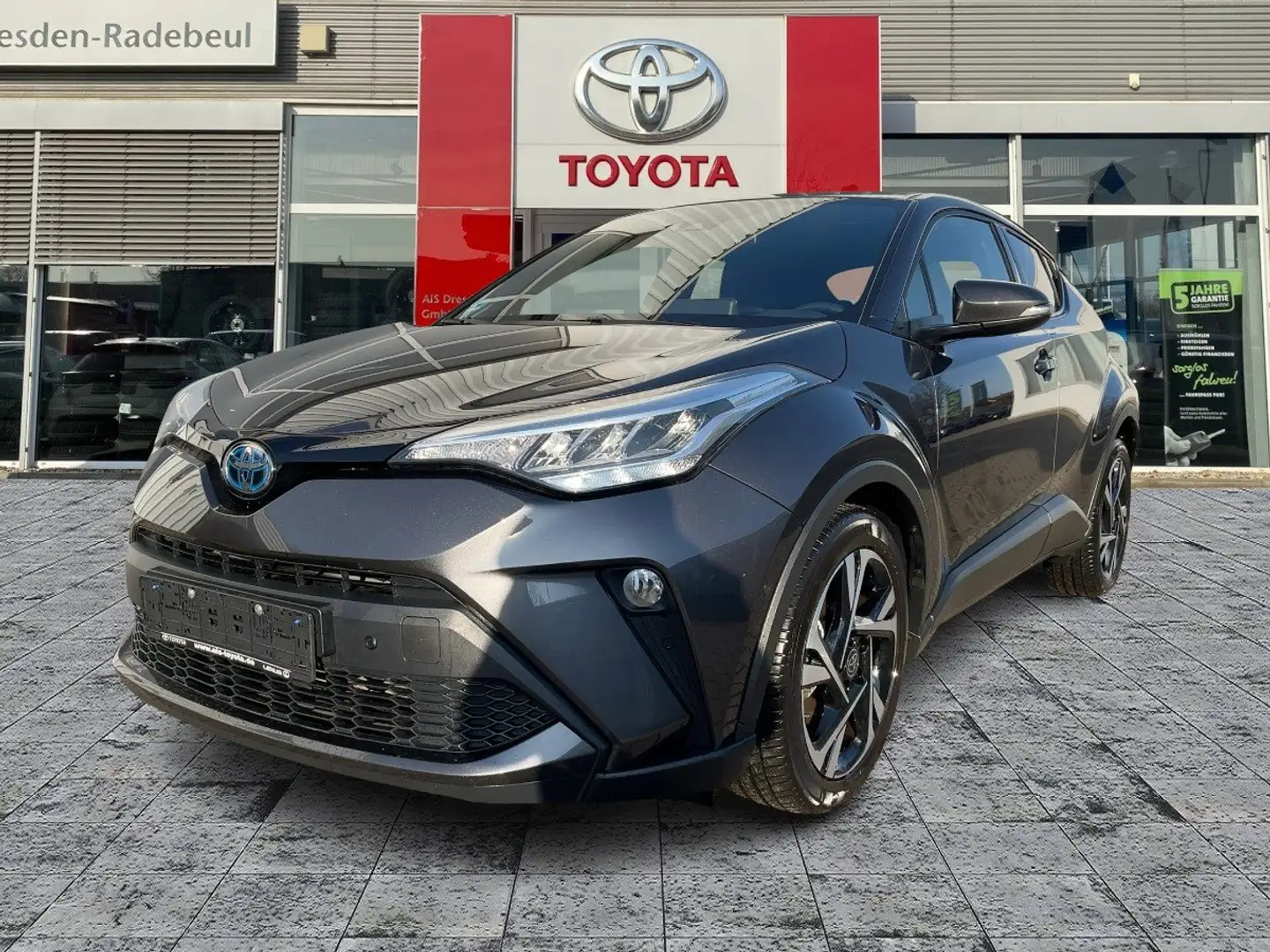 Toyota C-HR 1.8 Hybrid Team D CloudNavi*ACC*KAM*DAB*SHZ Grau - 2