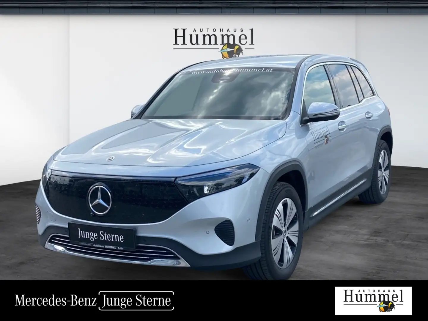 Mercedes-Benz EQB 300 4MATIC Österreich-Edition FAP MBUX Distr srebrna - 1