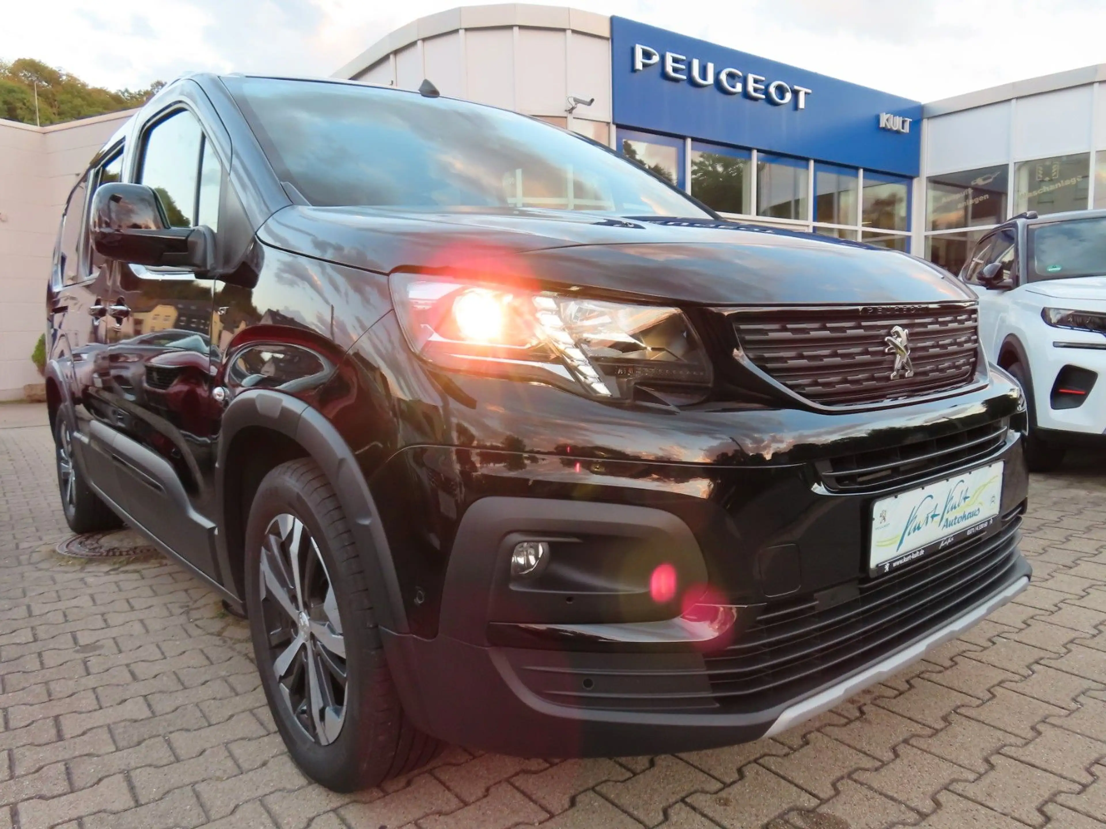 Peugeot Rifter L2 GT PT 130 EAT8*AHK*SHZ*7-Sitzer*