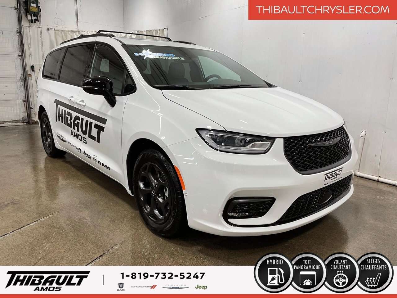 2024 Chrysler Pacifica Premium S Appearance
