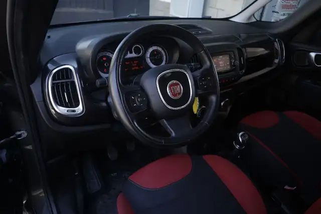 Fiat 500L view 14