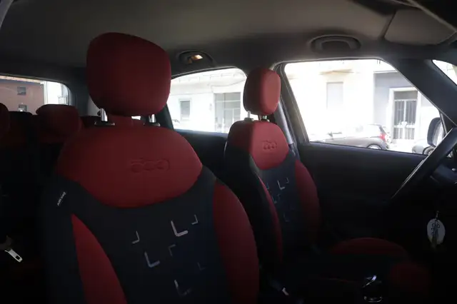 Fiat 500L view 6
