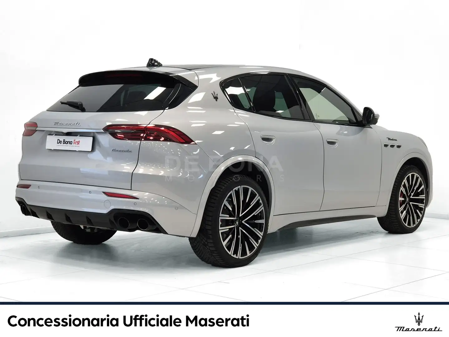 Maserati Grecale 2.0 mhev modena 330cv auto Weiß - 2