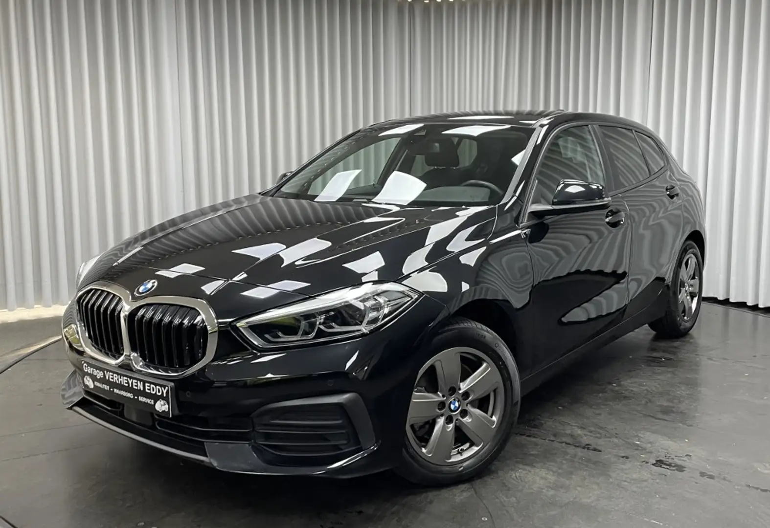 BMW 116 116d / Aut. / LED / Navi / Cruise co / DAB / ... Zwart - 1