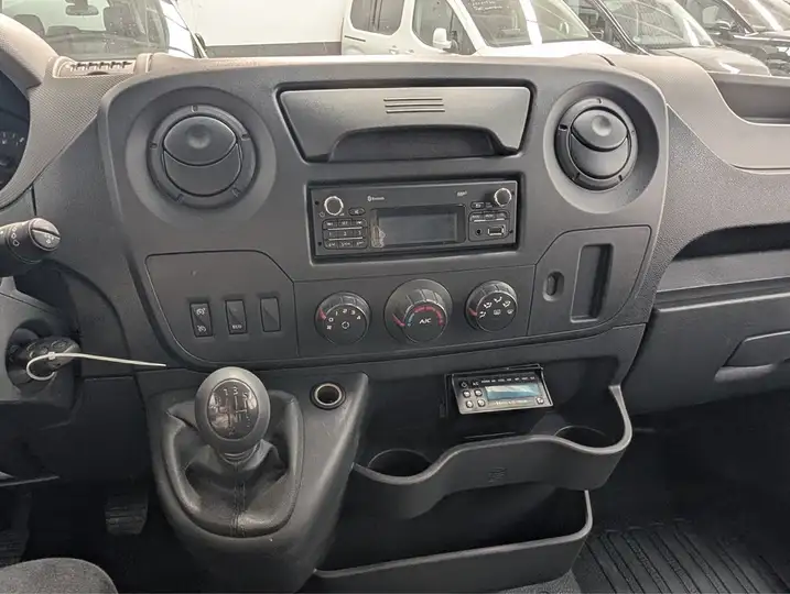 Renault Master 2018, foto 12